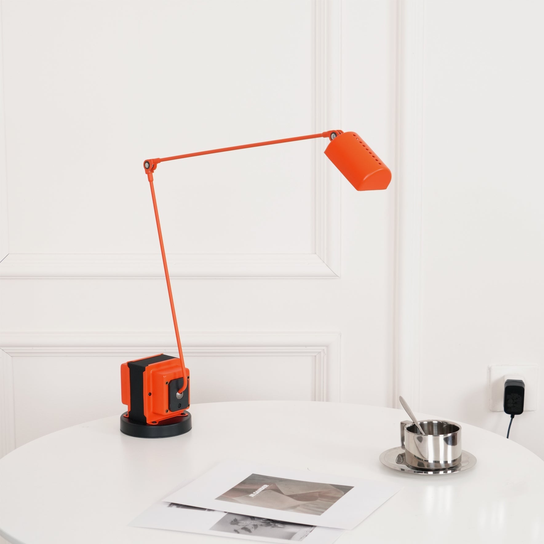 Orvyn Minimalist Table Lamp-Neutral Decor