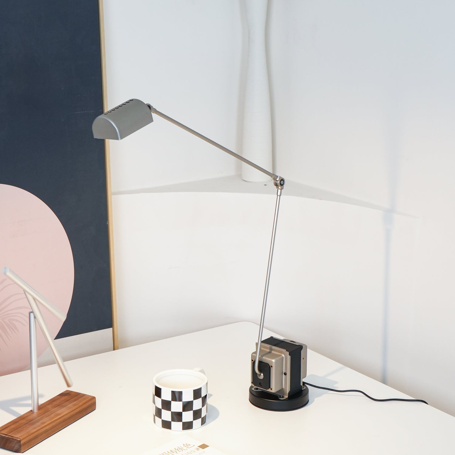 Orvyn Minimalist Table Lamp-Neutral Decor