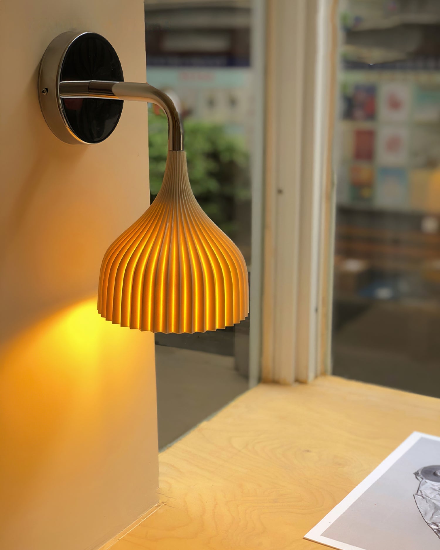 Aurzorus Modern Minimalist Plastic Wall Lamp-Neutral Decor