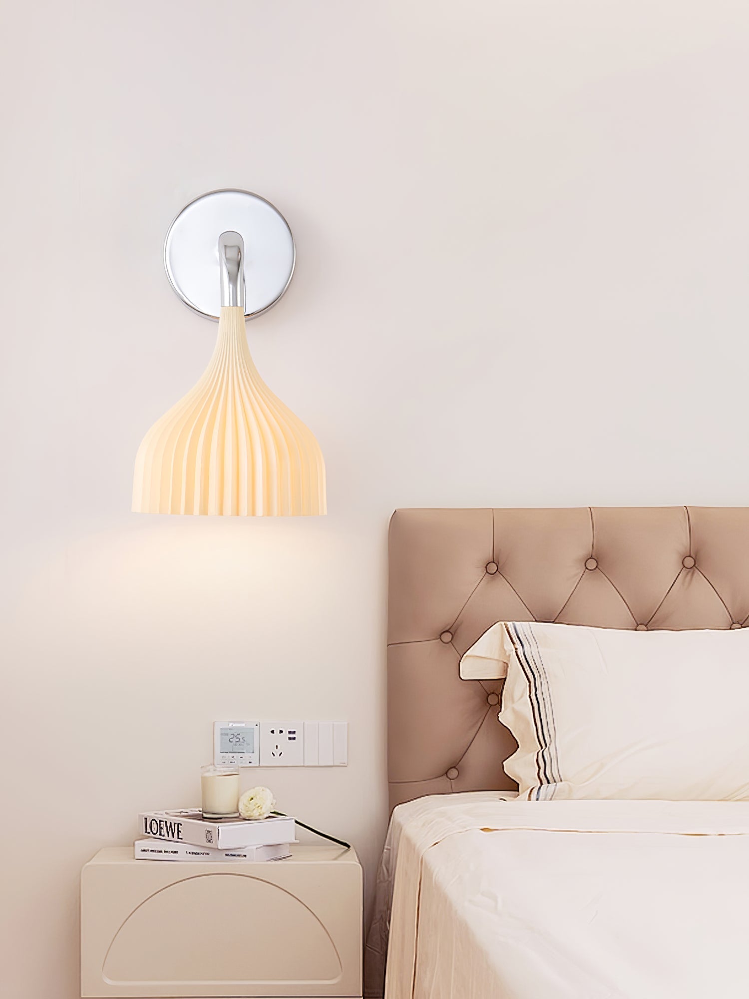 Aurzorus Modern Minimalist Plastic Wall Lamp-Neutral Decor
