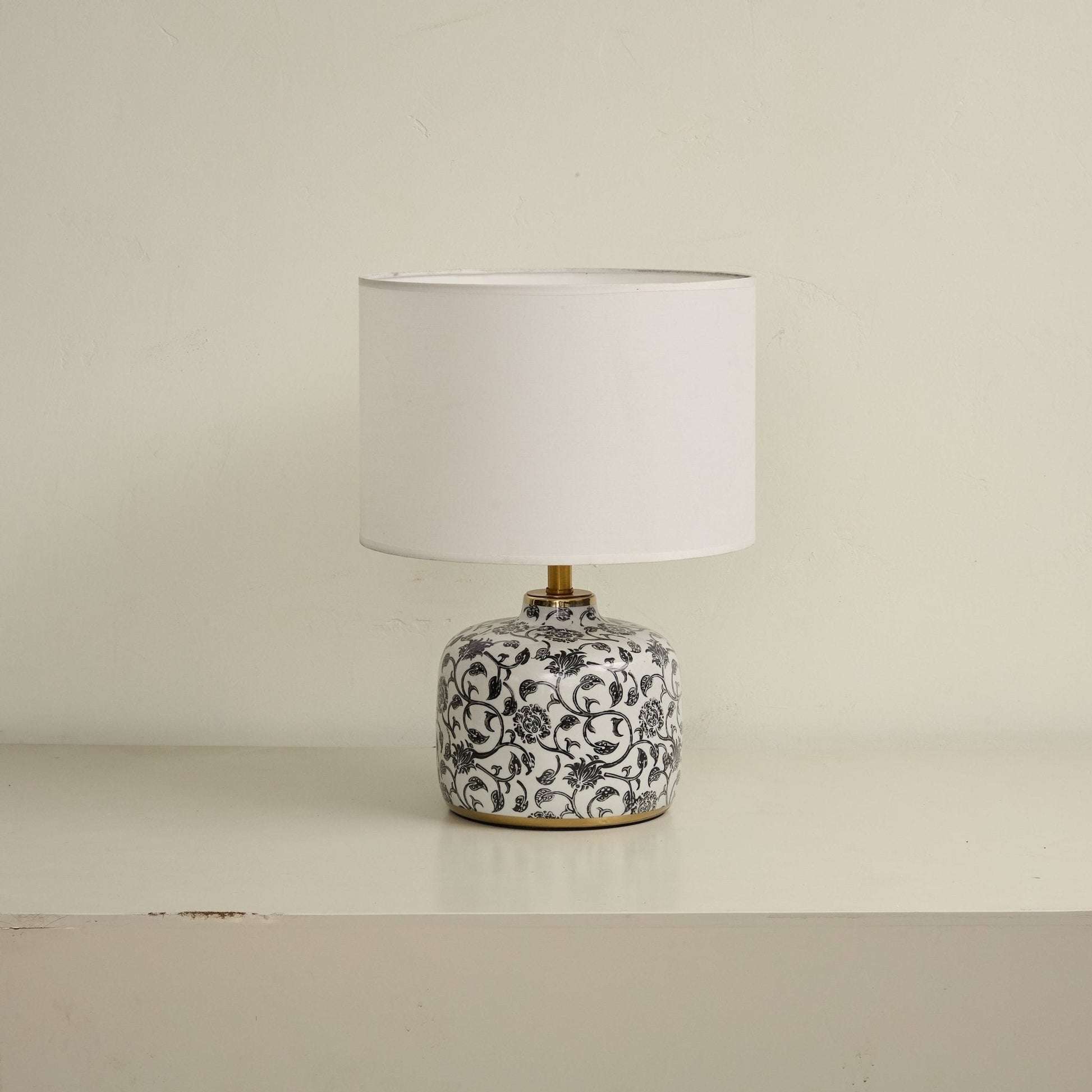 Ebony Vine Ceramic Table Lamp-Neutral Decor