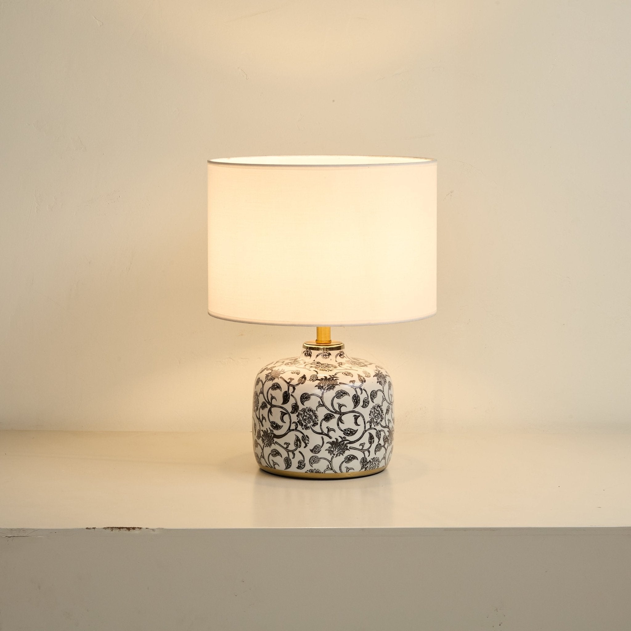 Ebony Vine Ceramic Table Lamp-Neutral Decor
