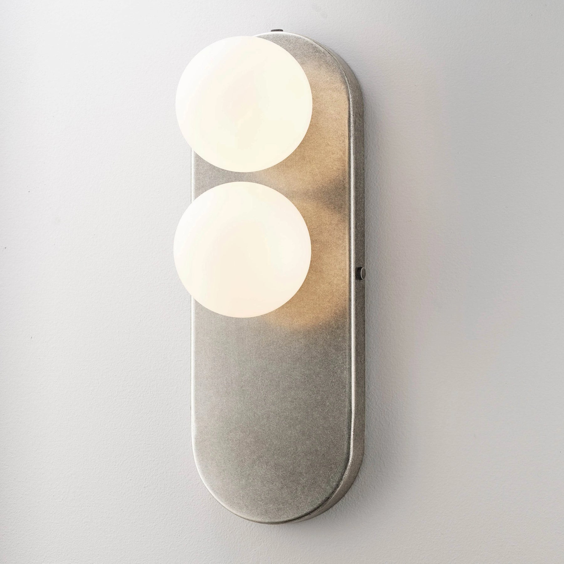 Detail shot of the G9 socket inside the glass shade.