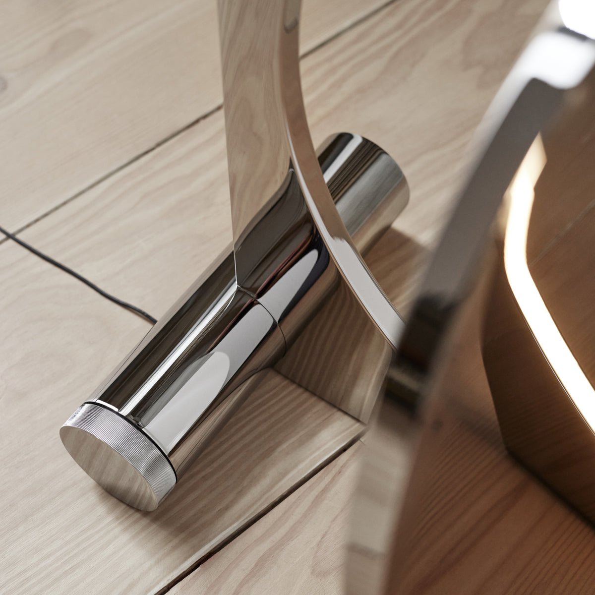 Gami Modern Table Lamp-Neutral Decor