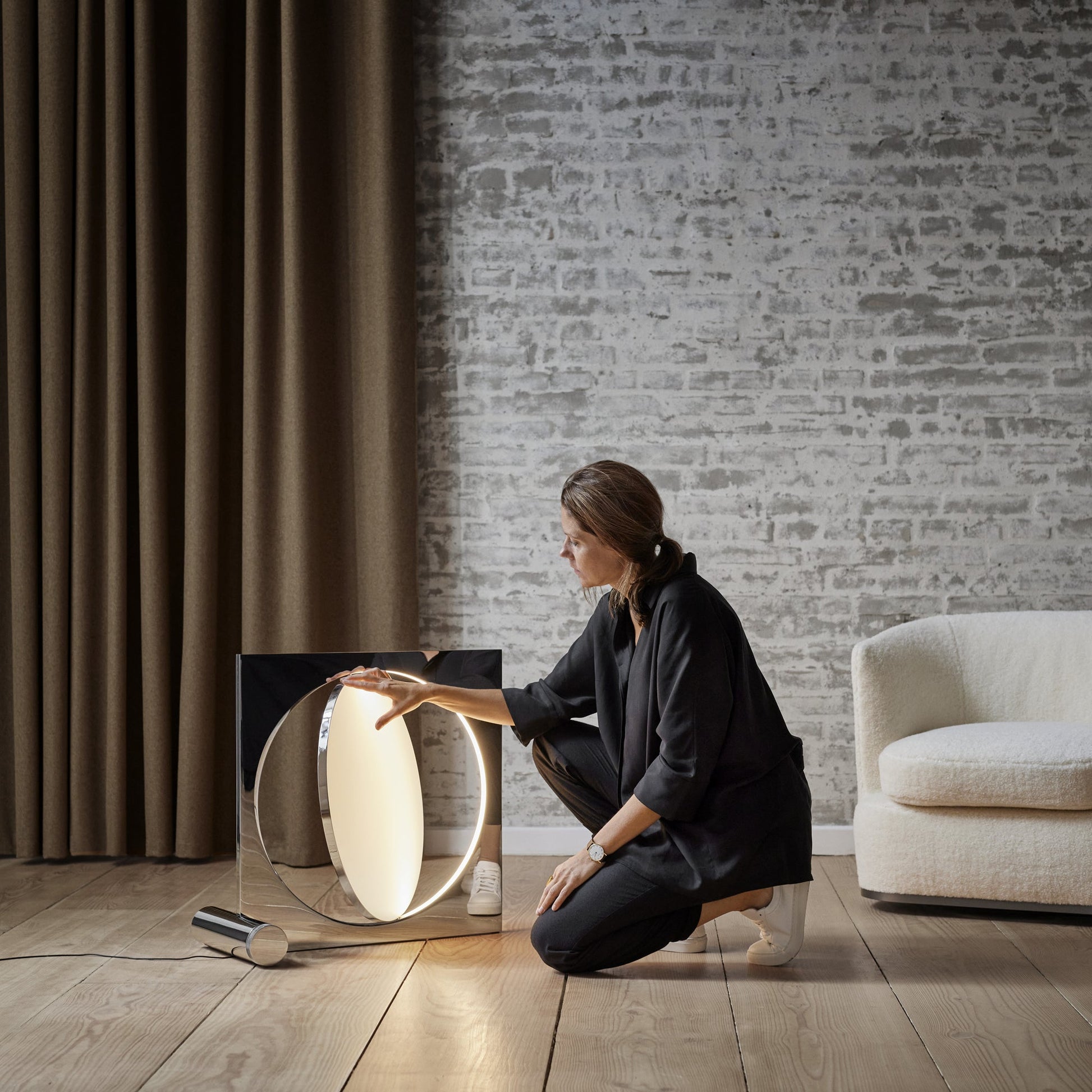 Gami Modern Table Lamp-Neutral Decor