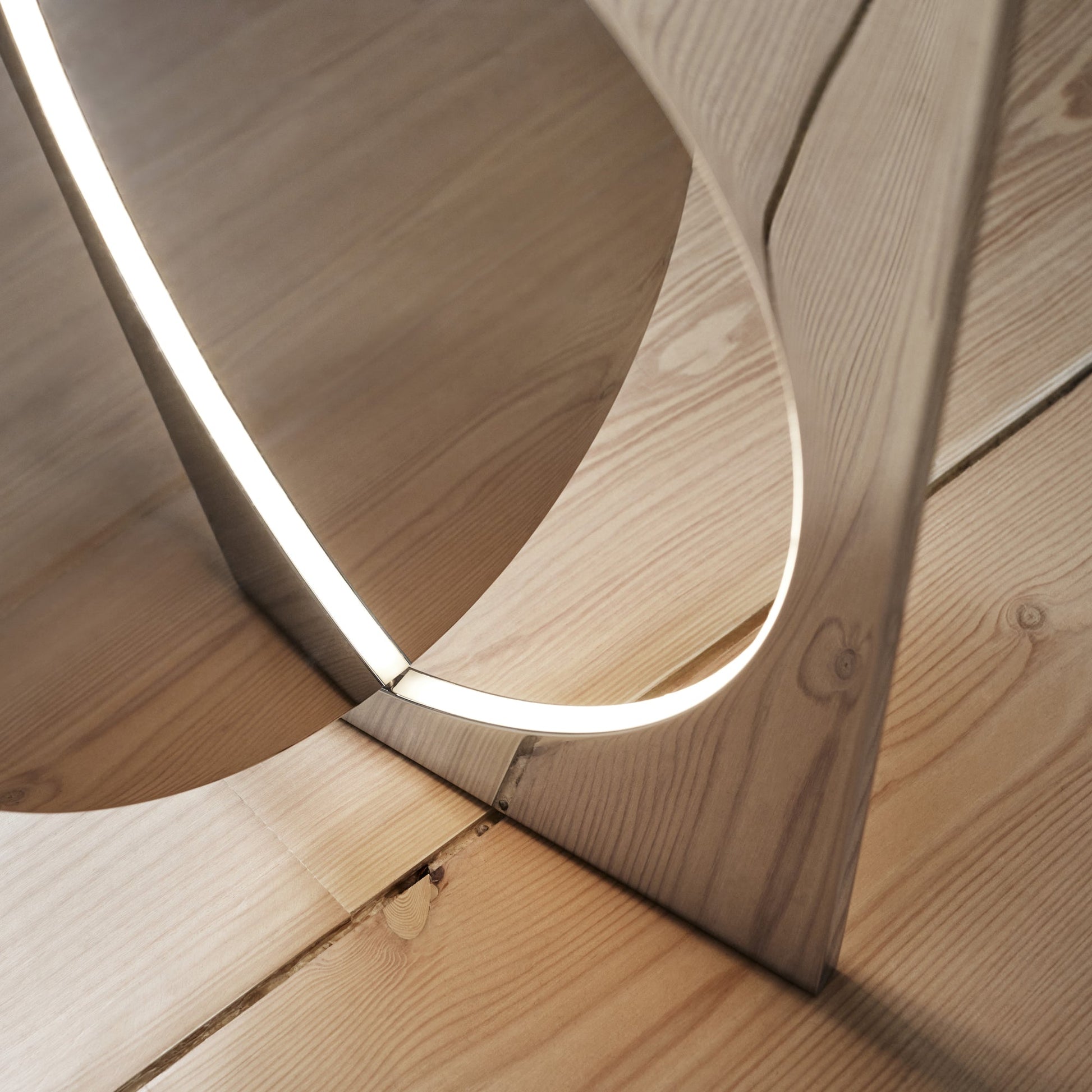 Gami Modern Table Lamp-Neutral Decor