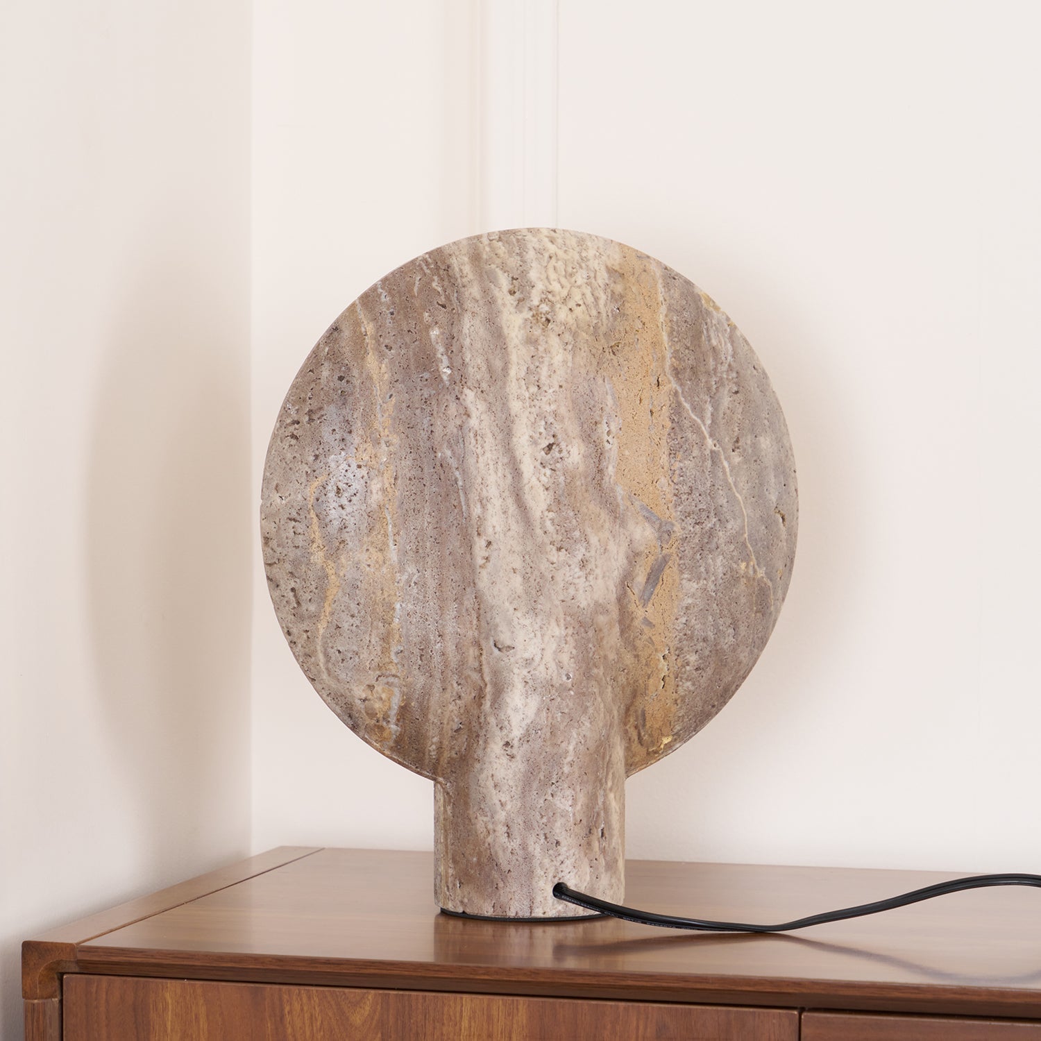 Valemu Saucer-Base Travertine Table Lamp-Neutral Decor