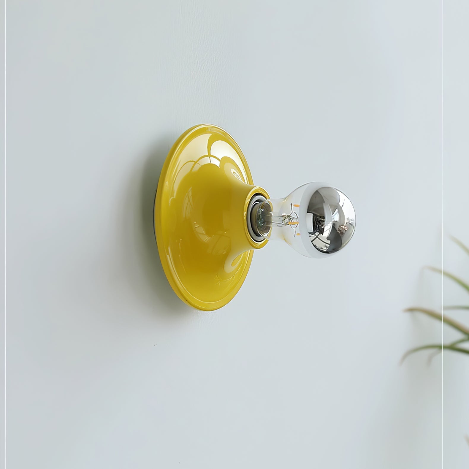 Ortheen Modern Minimalist Glass Sconce Wall lamp-Neutral Decor