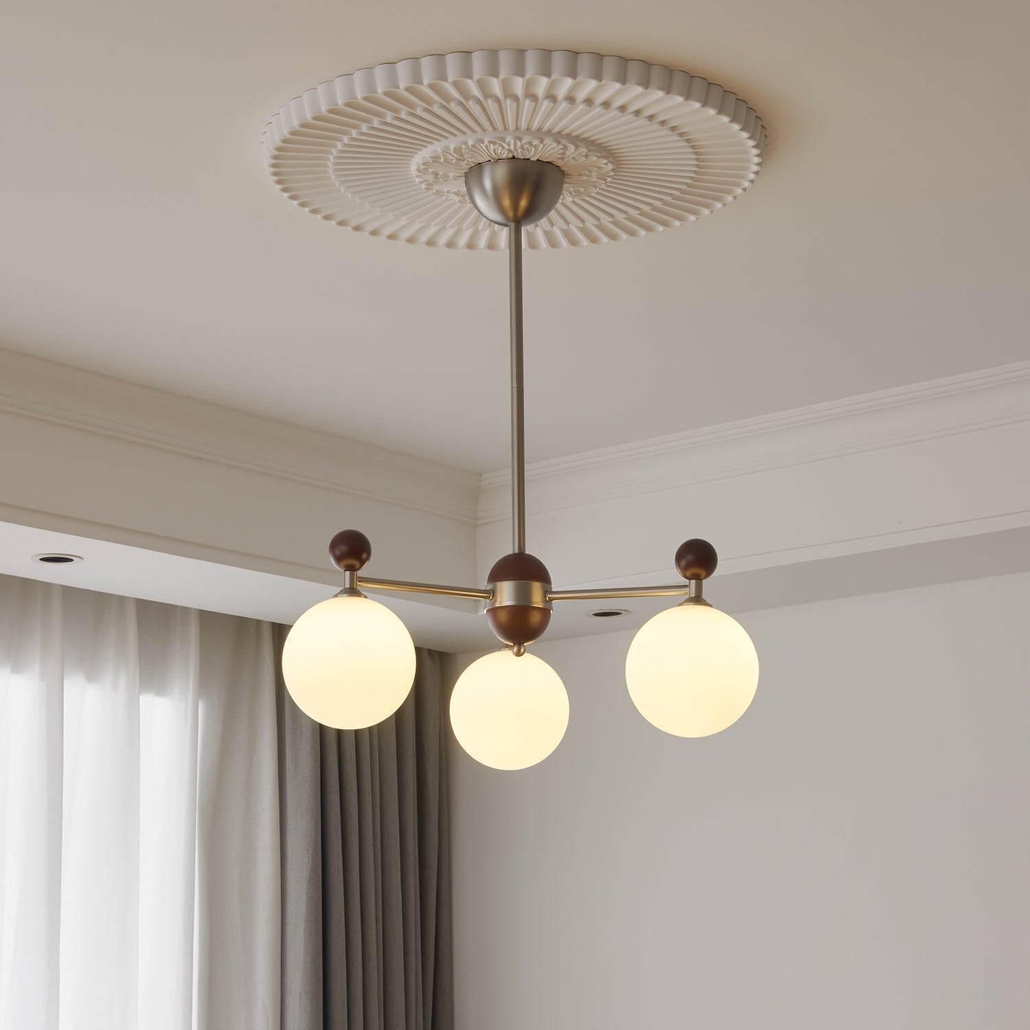 Cimirora Traditional Elegance Wood Glass Chandelier-Neutral Decor