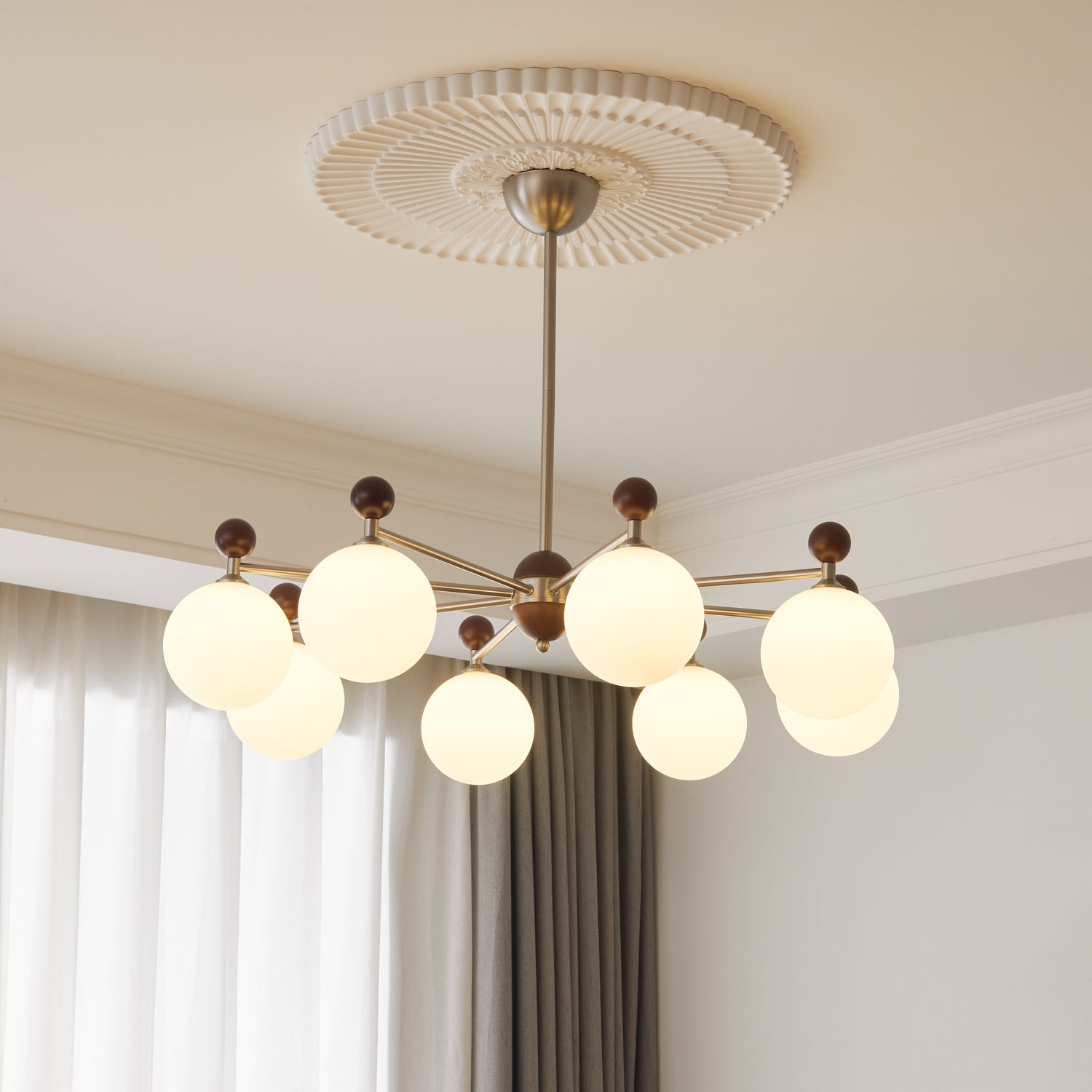 Cimirora Traditional Elegance Wood Glass Chandelier-Neutral Decor