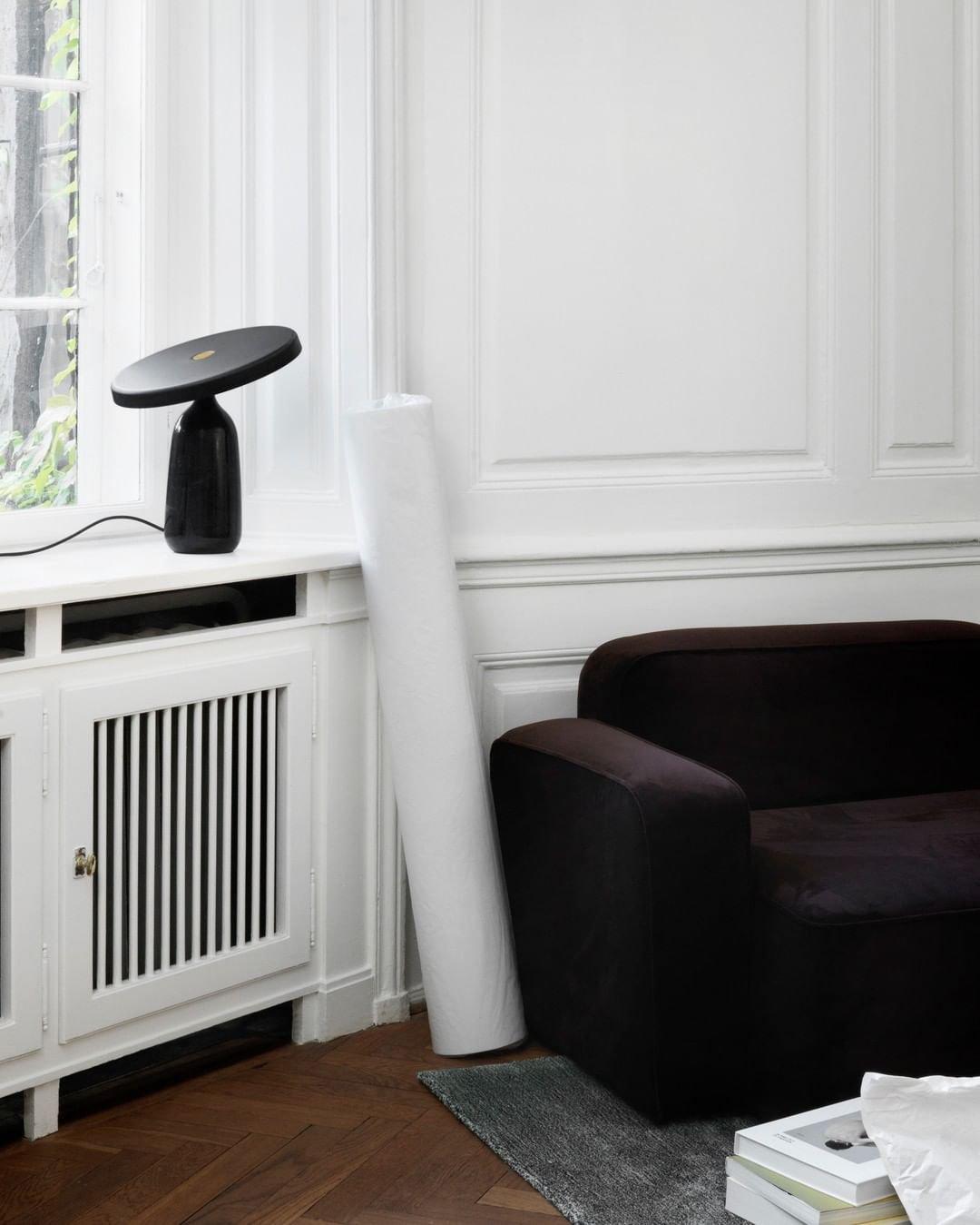 Astrian Marble Minimalist Table Lamp-Neutral Decor