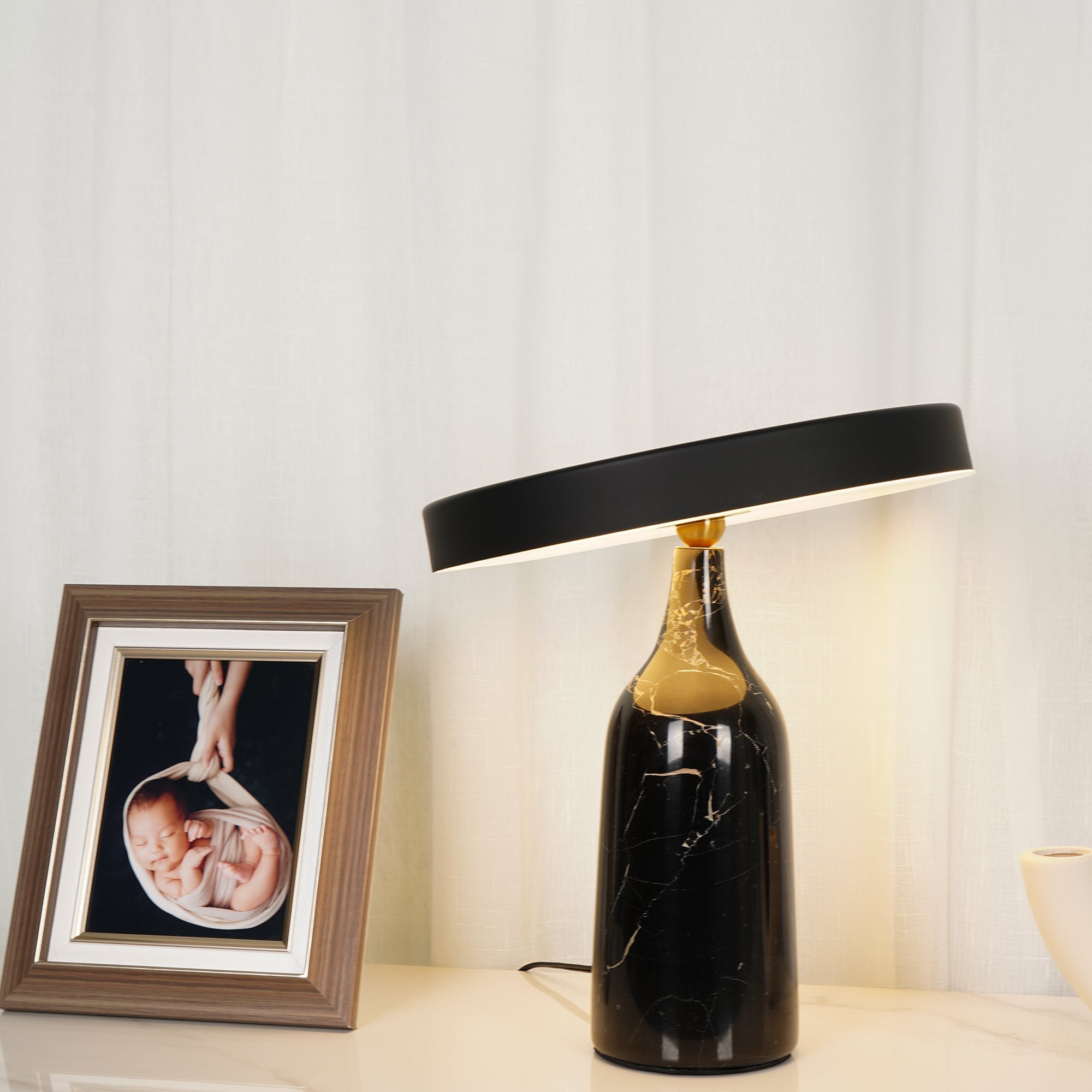 Astrian Marble Minimalist Table Lamp-Neutral Decor