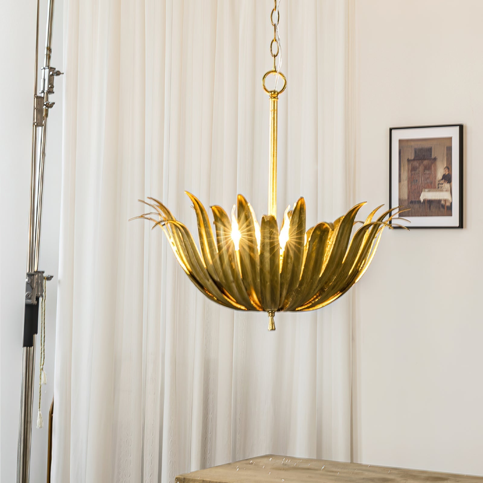 Lira Chandelier