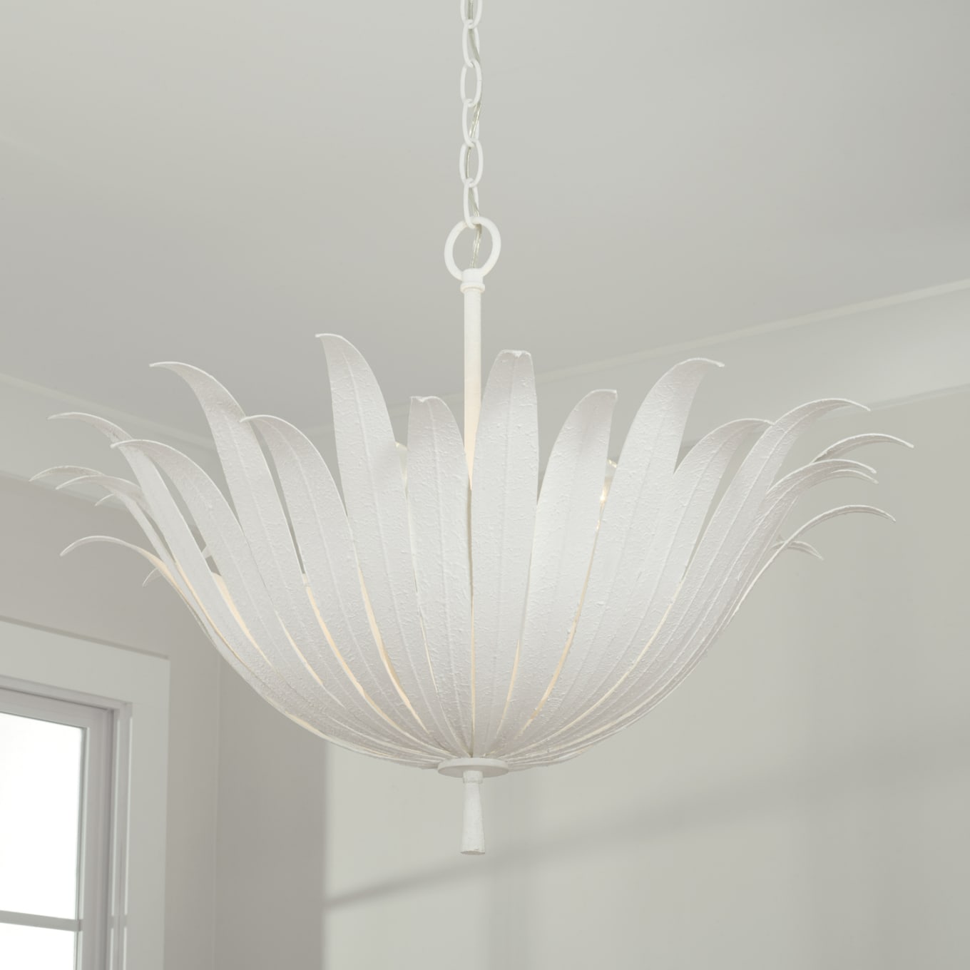 Lira Chandelier