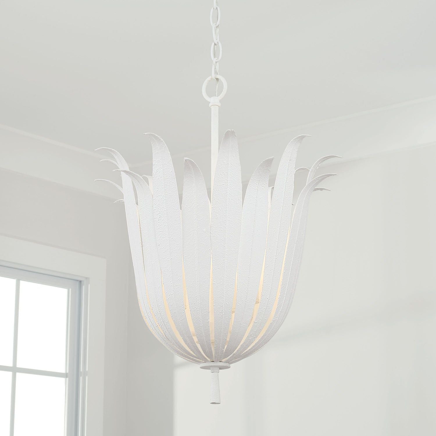 Lira Chandelier