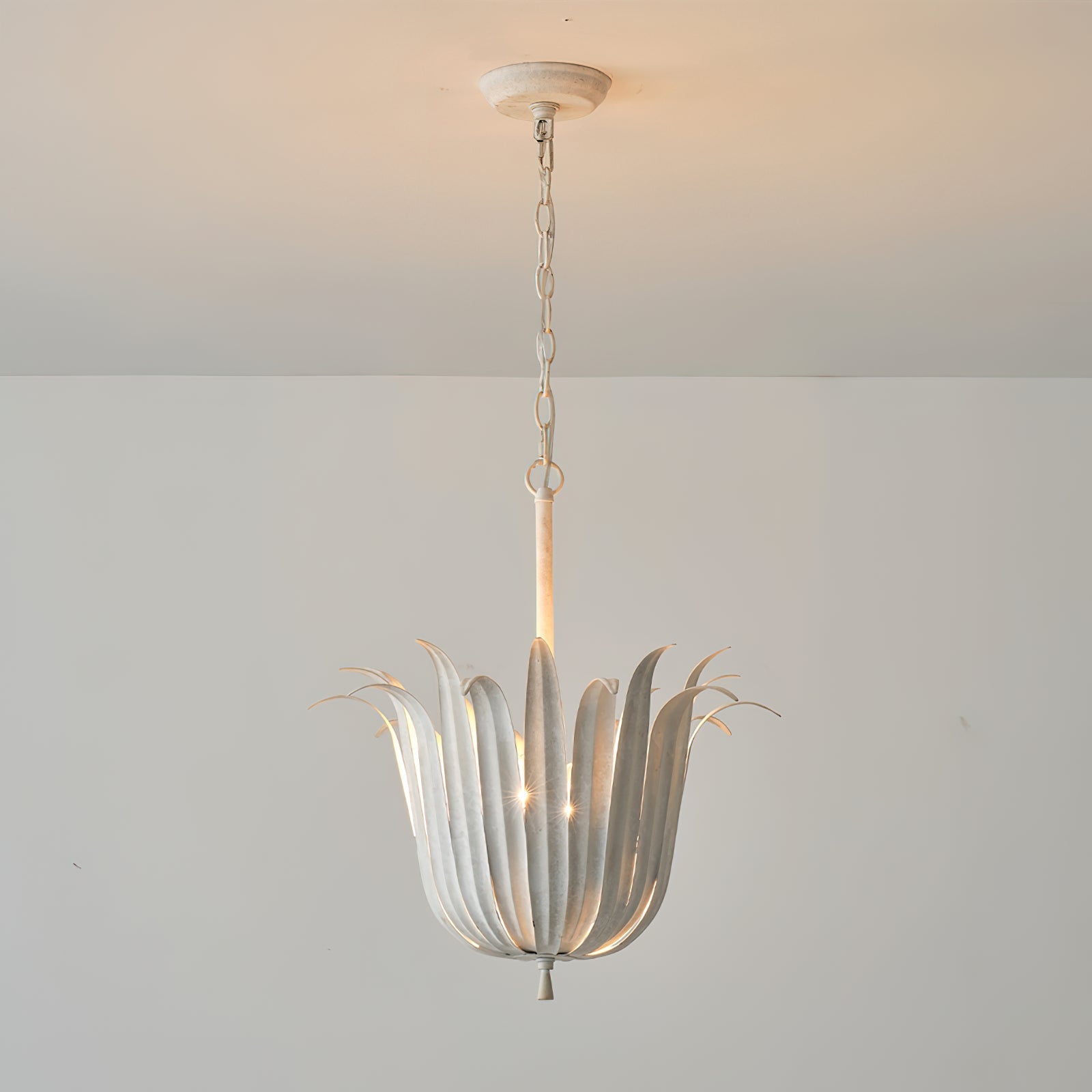 Lira Chandelier