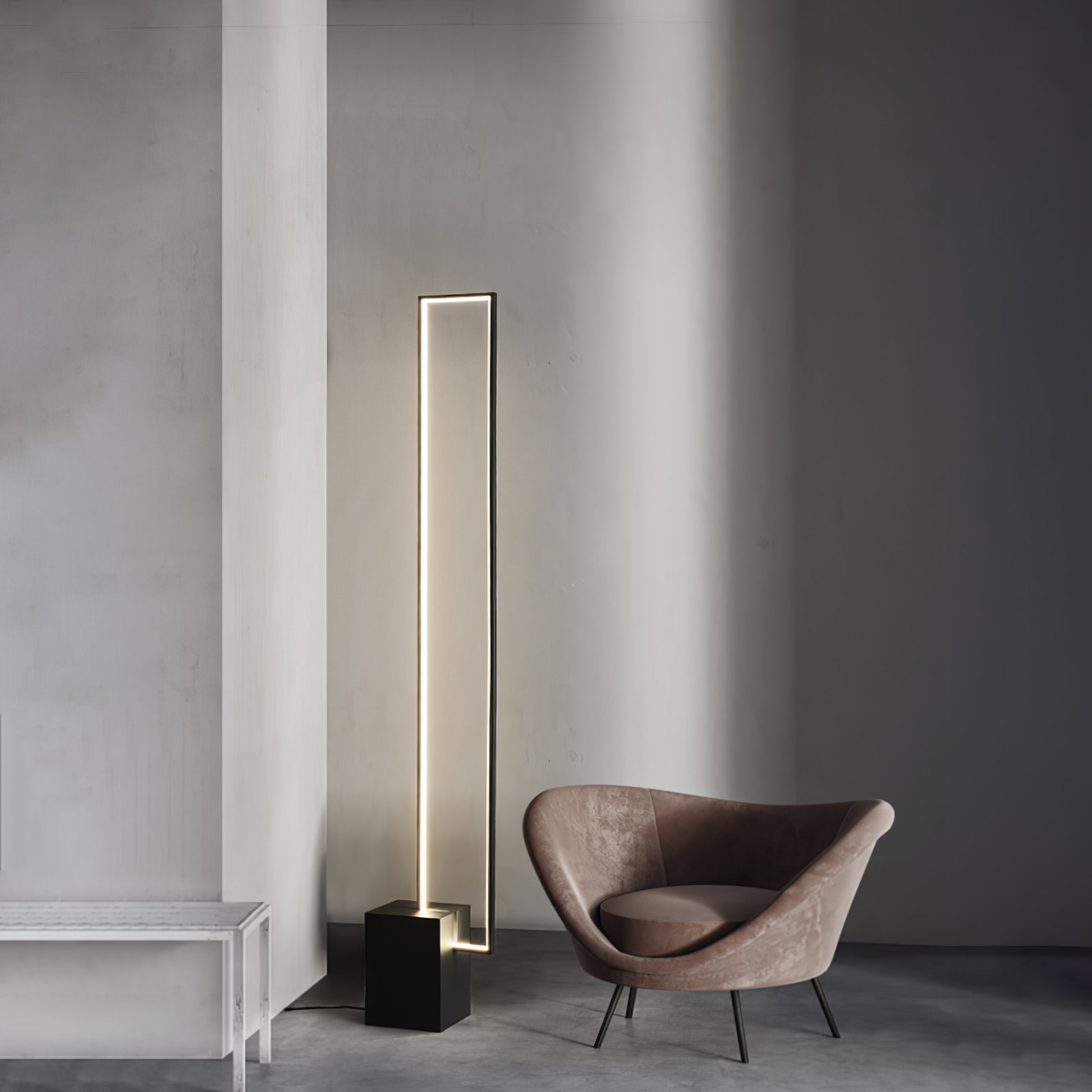 Keloza Aluminum Floor Lamp-Neutral Decor