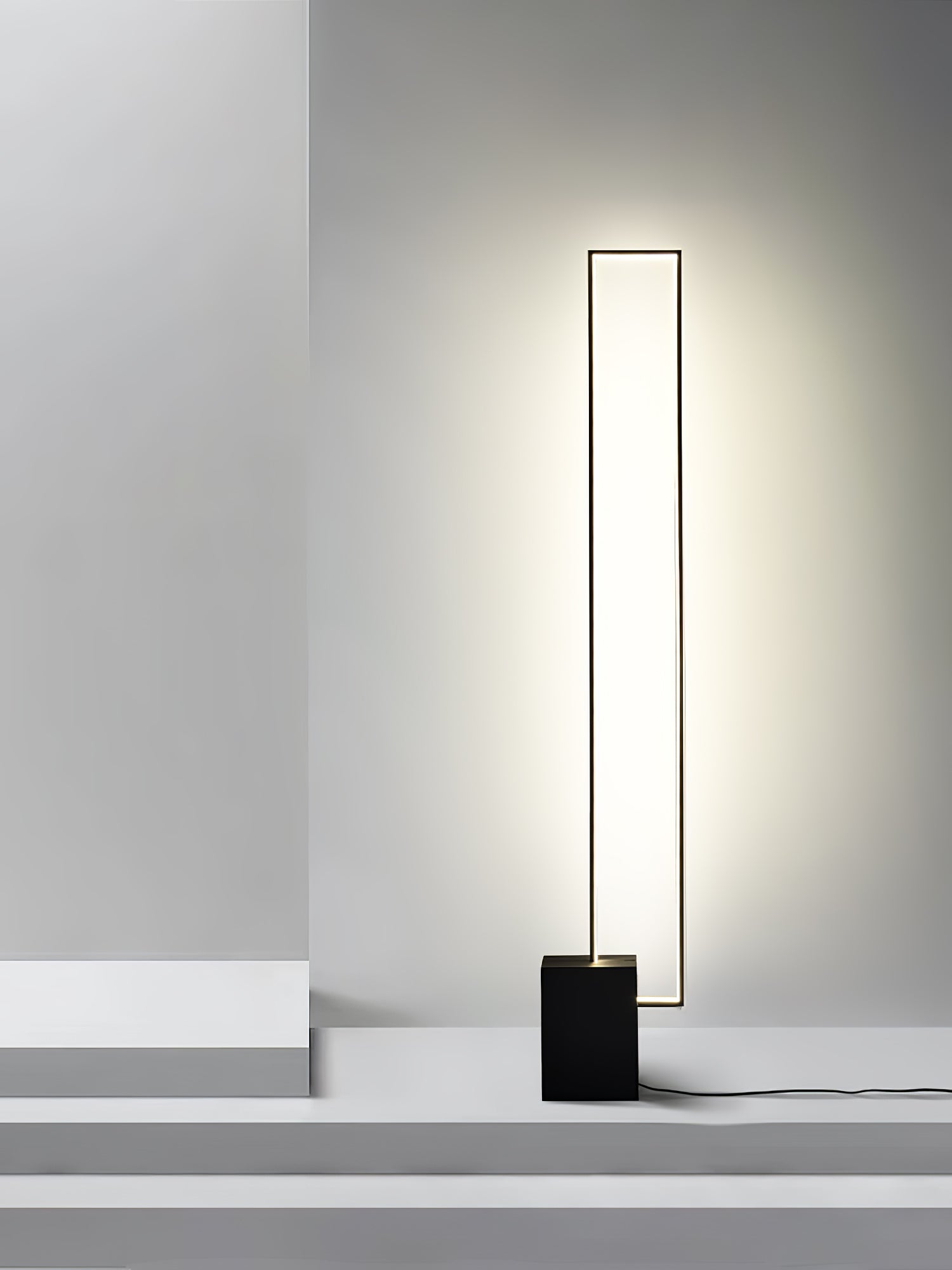 Keloza Aluminum Floor Lamp-Neutral Decor
