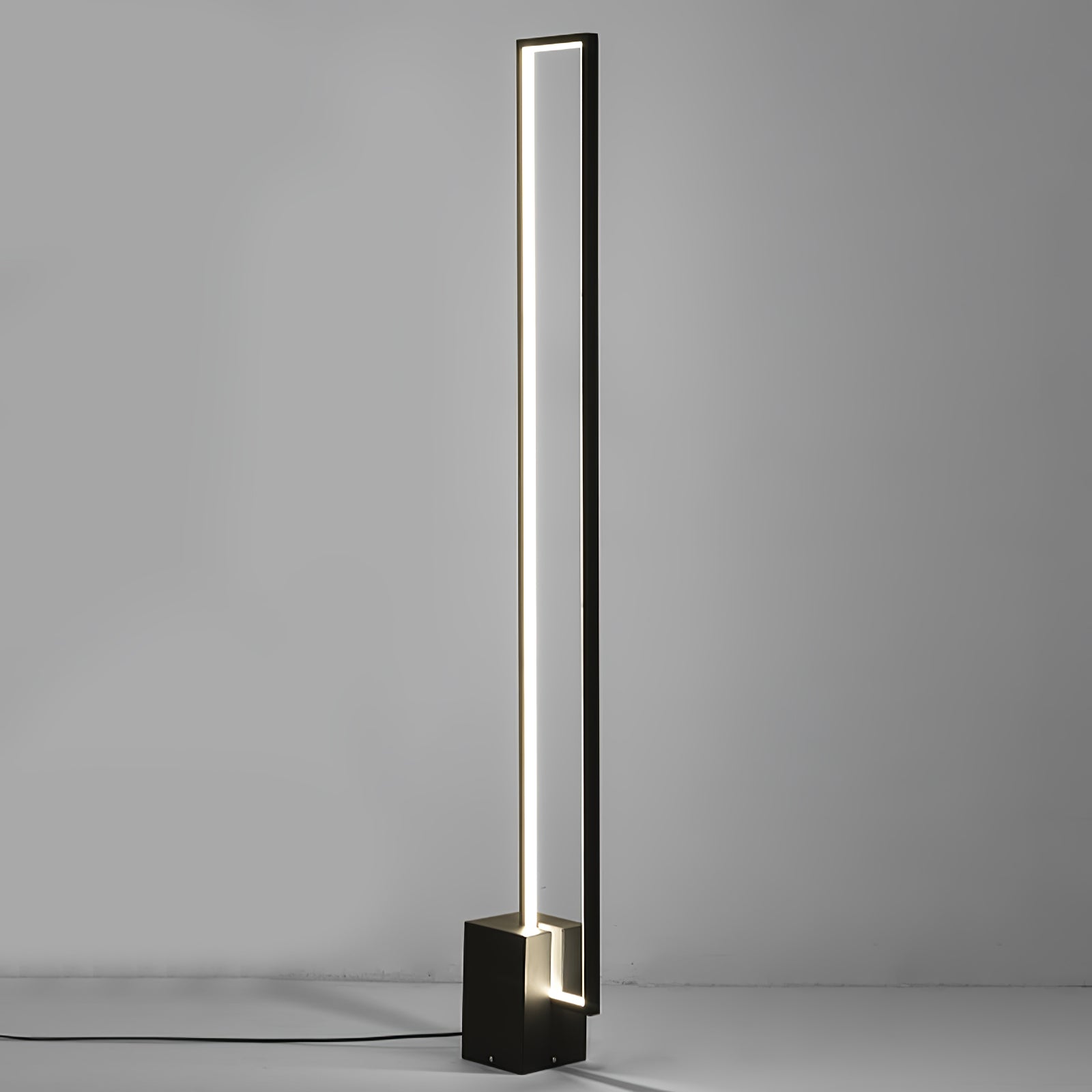 Keloza Aluminum Floor Lamp-Neutral Decor