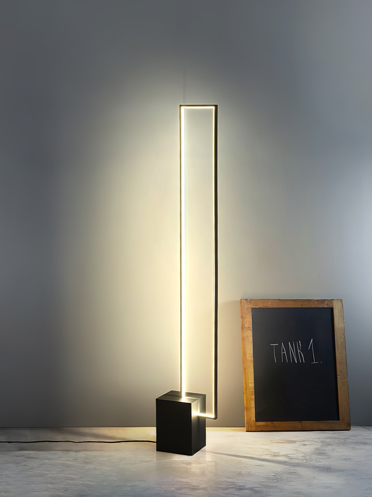 Keloza Aluminum Floor Lamp-Neutral Decor