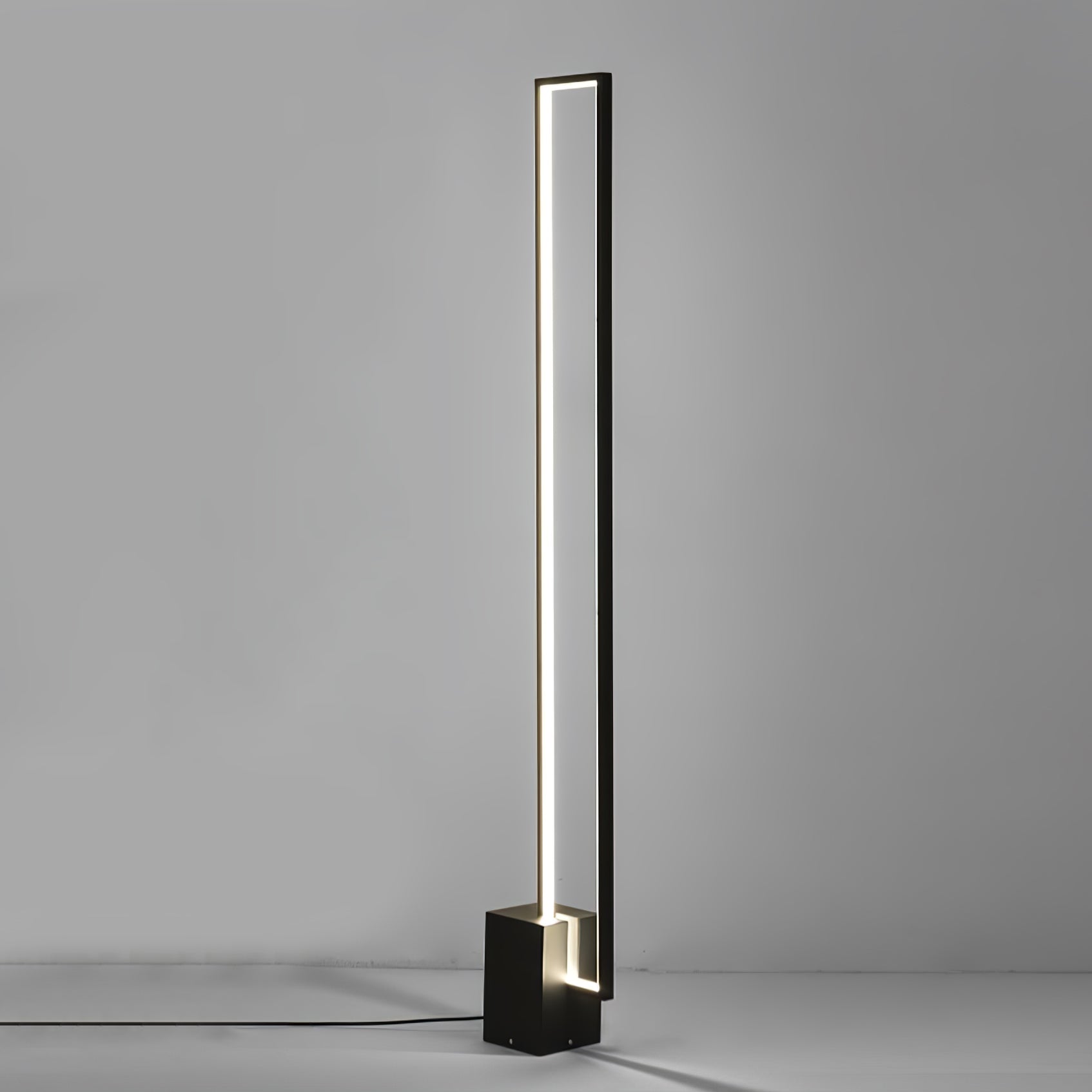 Keloza Aluminum Floor Lamp-Neutral Decor