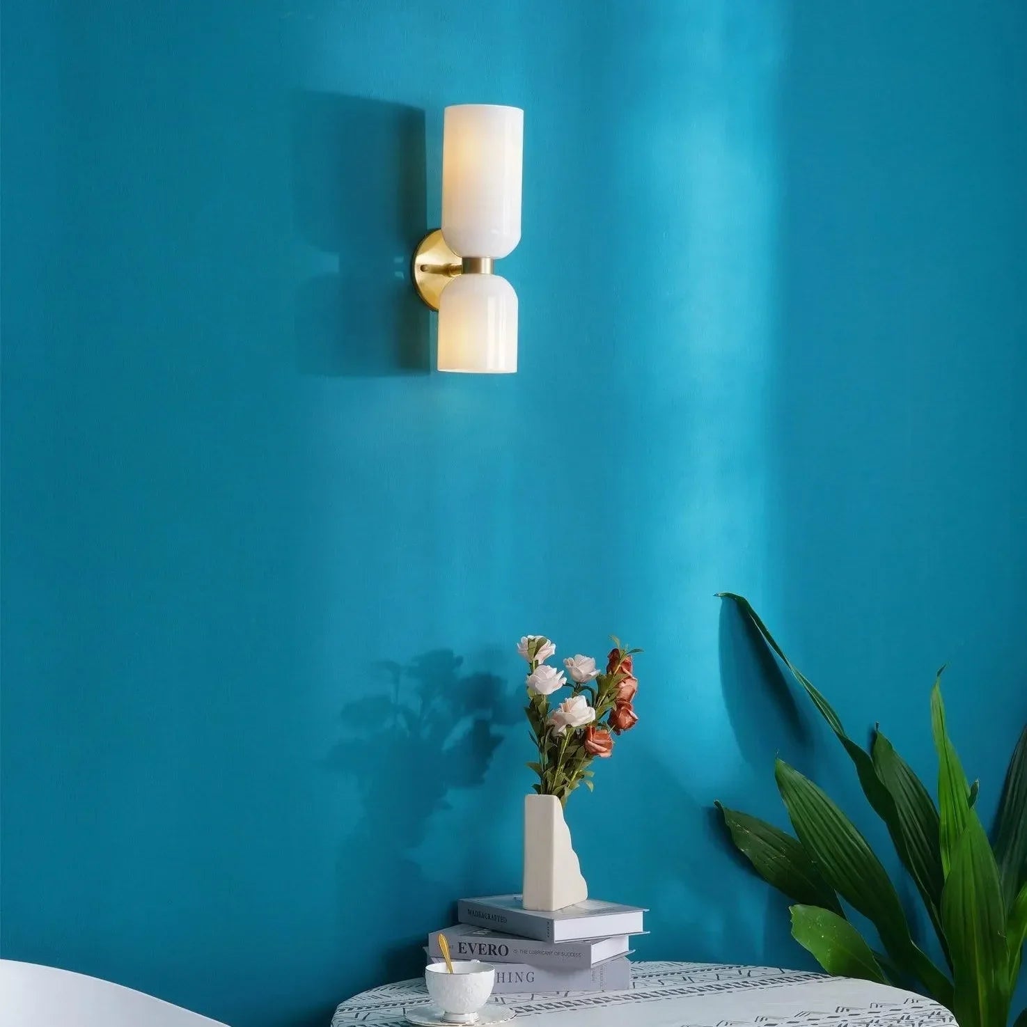 Arisha Wall Lamp Simple Double-head, White/Blue/Gray/Chrome, Bedroom - Neutral Decor