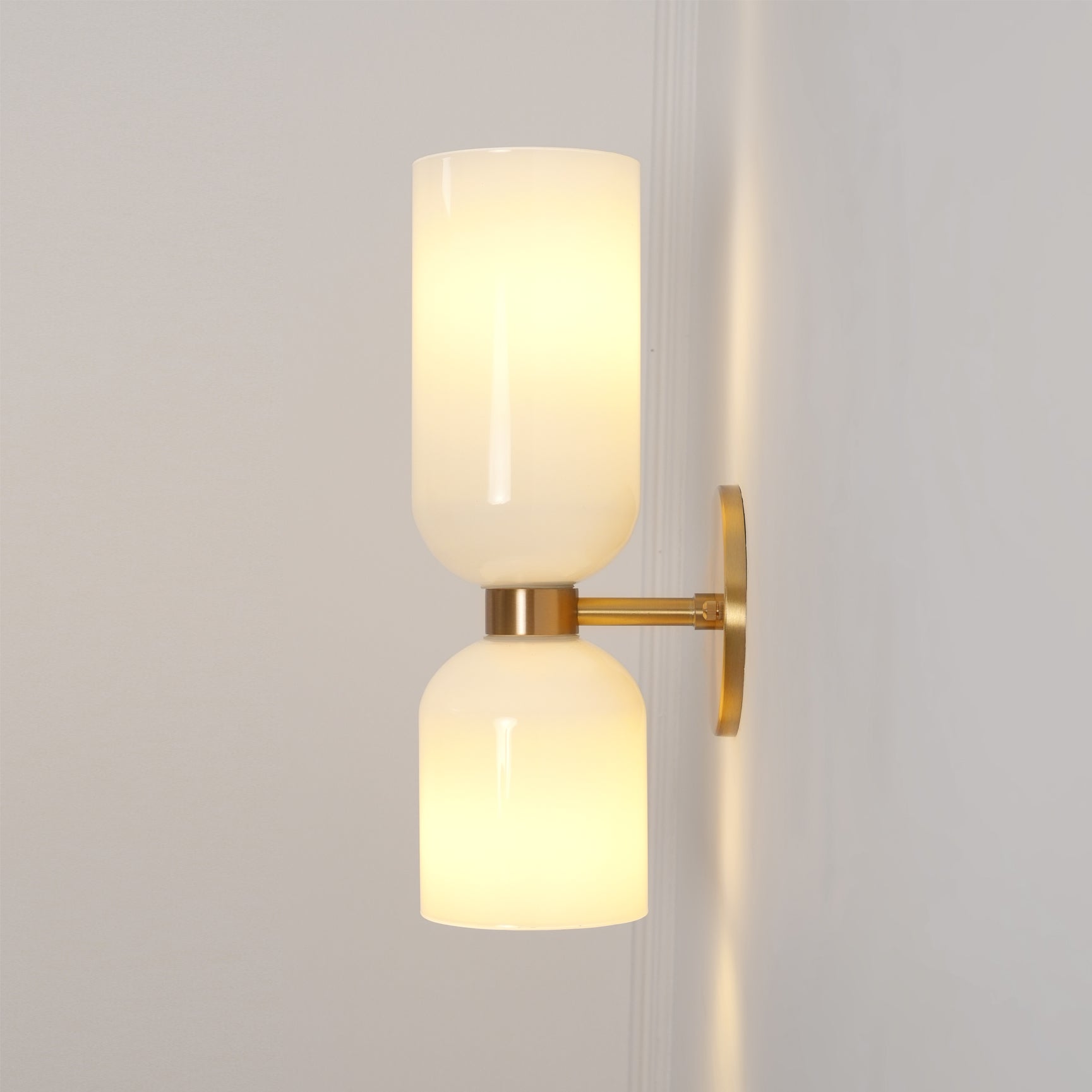 Bryn Modern Minimalist Glass Wall Lamp-Neutral Decor