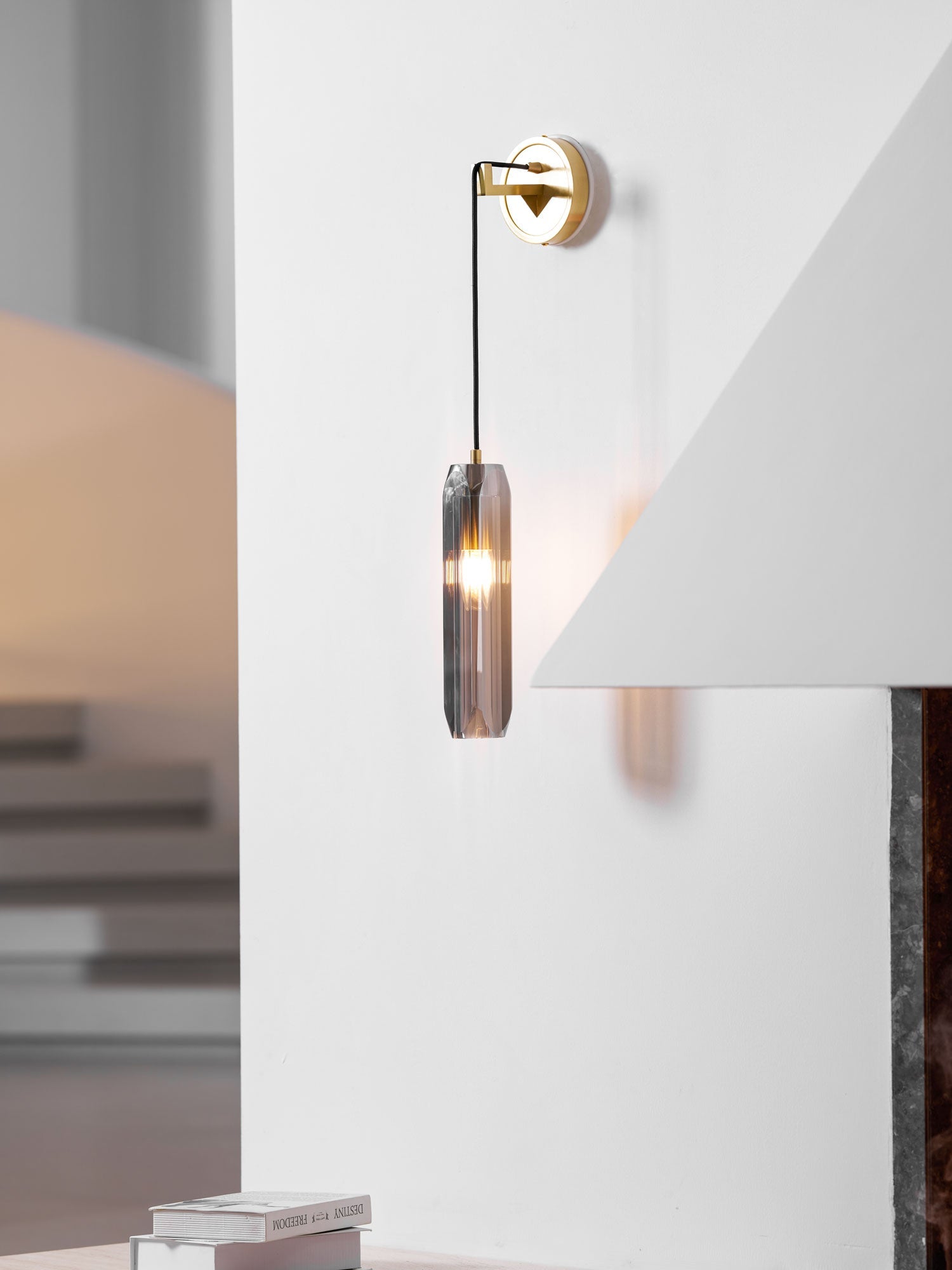 Zodorila Modern Minimalist Series Crystal Wall Lamp-Neutral Decor