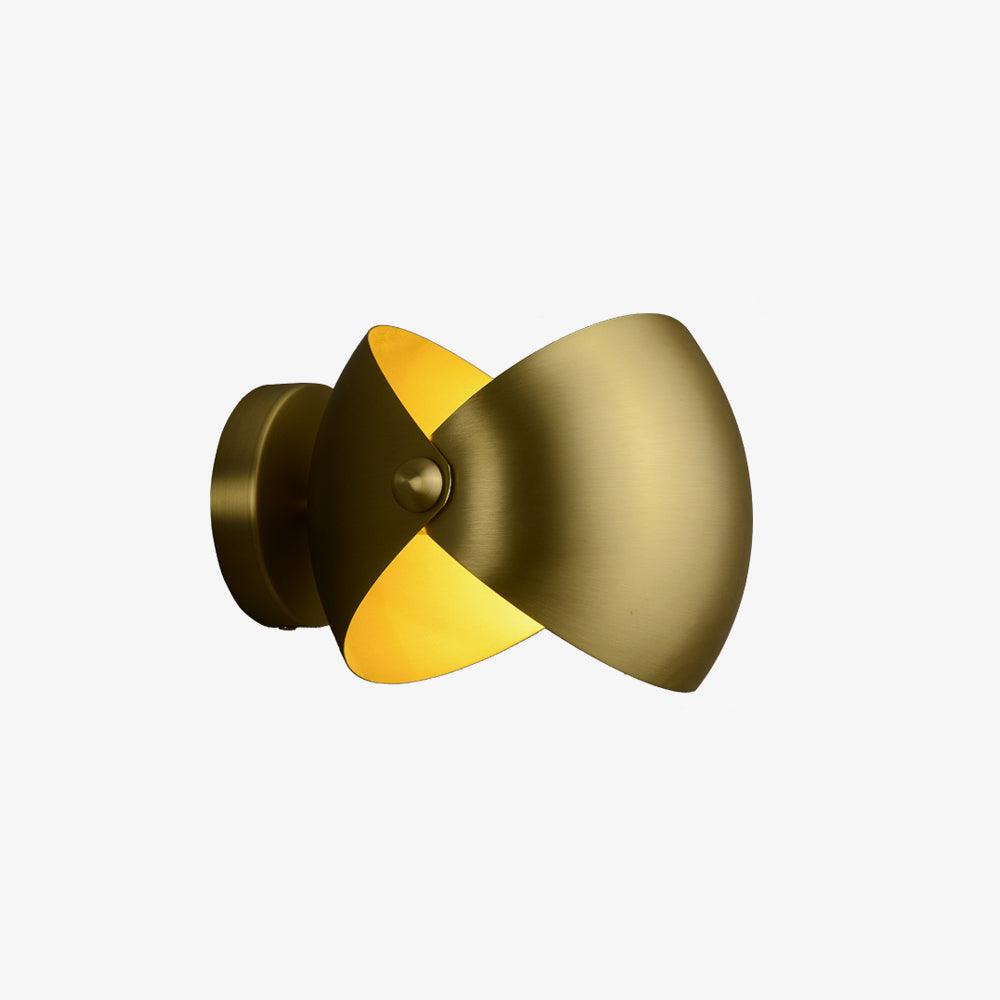 Luno Elegant Brass Wall Lamp-Neutral Decor