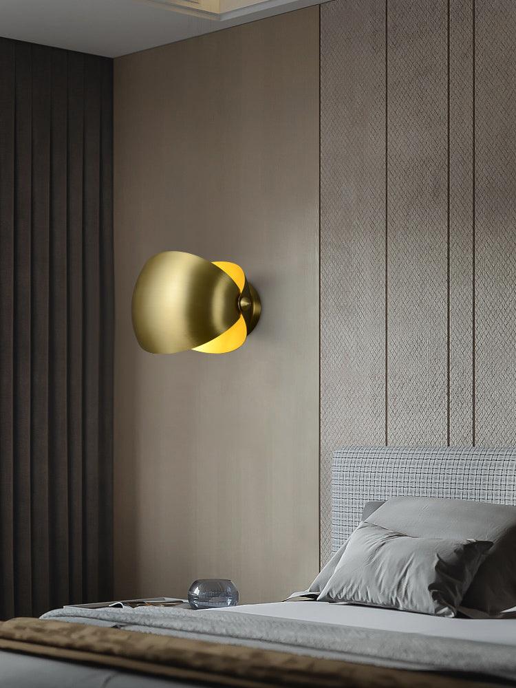 Luno Elegant Brass Wall Lamp-Neutral Decor
