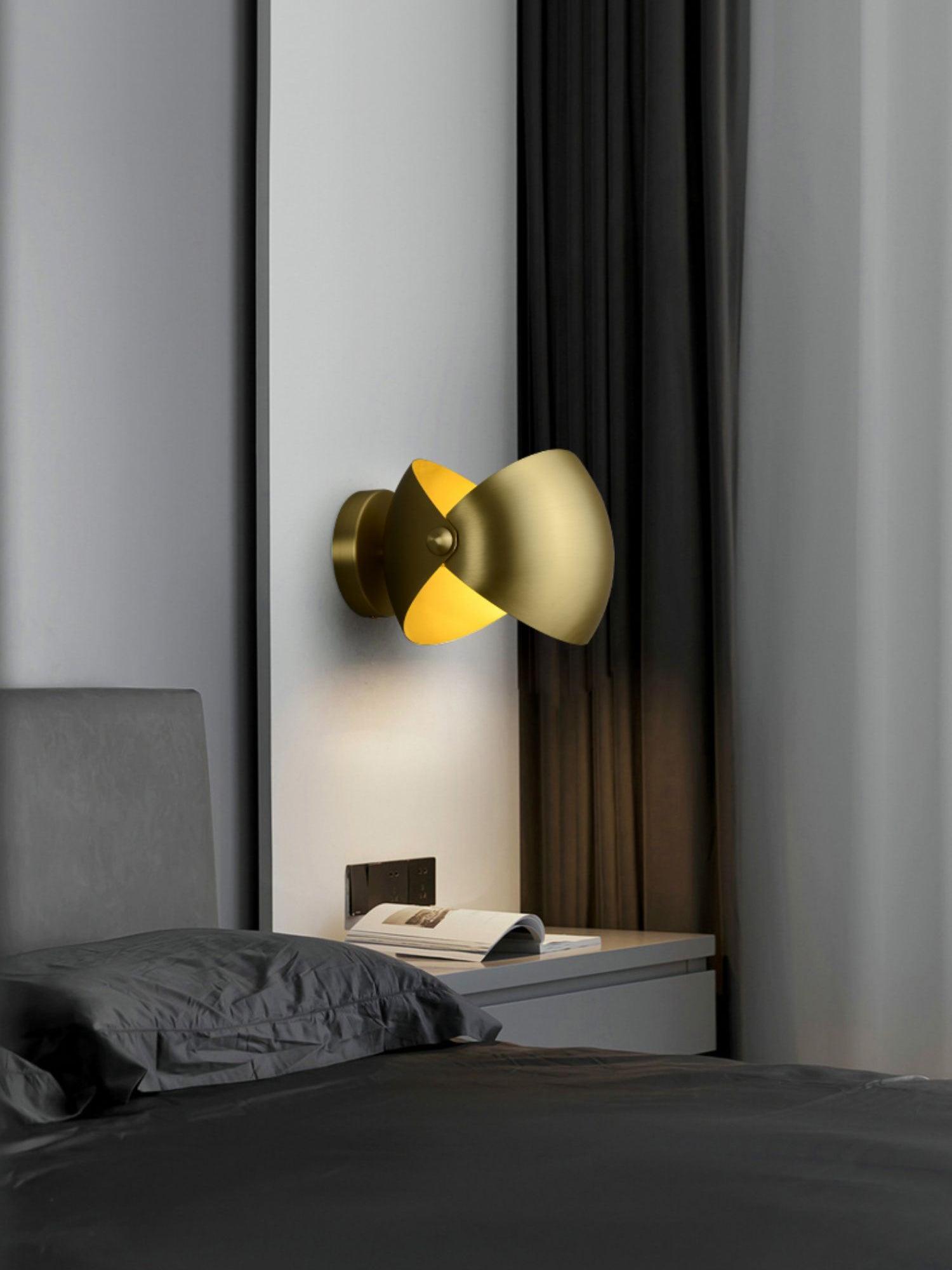 Luno Elegant Brass Wall Lamp-Neutral Decor