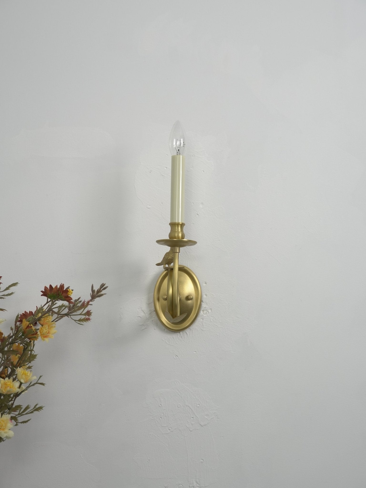 Jexdo Brass Elegant Wall Lamp-Neutral Decor