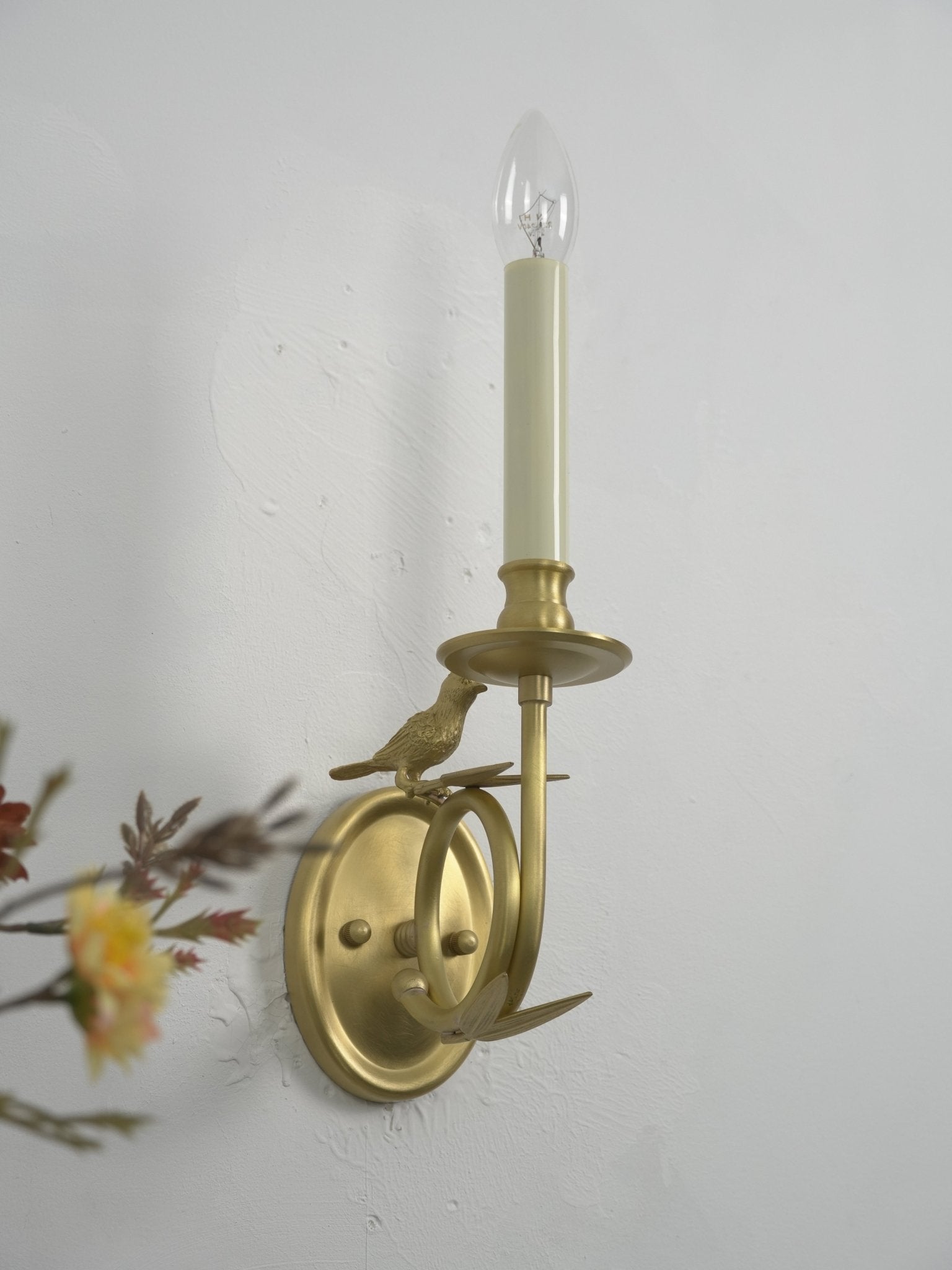 Jexdo Brass Elegant Wall Lamp-Neutral Decor
