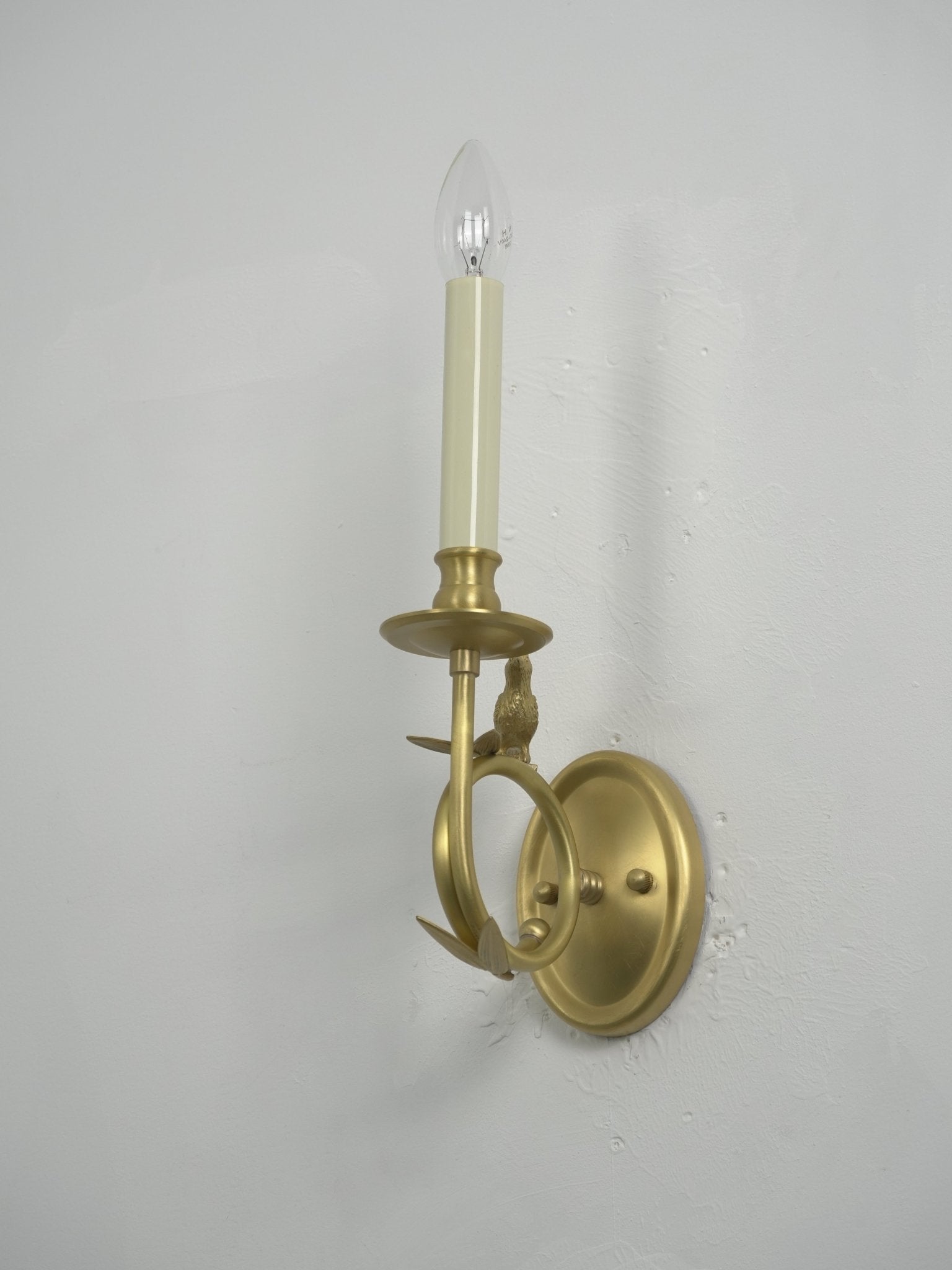 Jexdo Brass Elegant Wall Lamp-Neutral Decor
