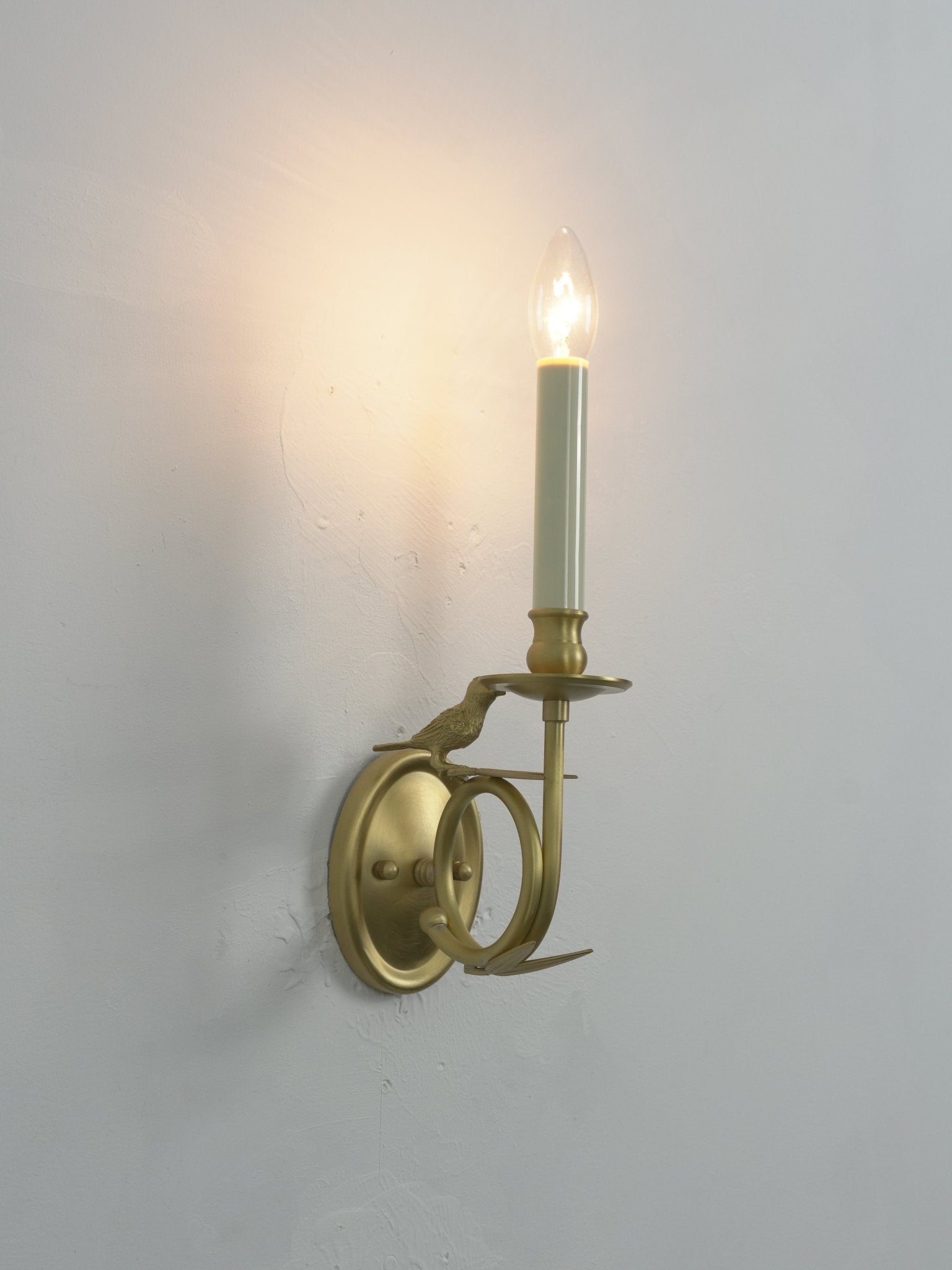 Jexdo Brass Elegant Wall Lamp-Neutral Decor