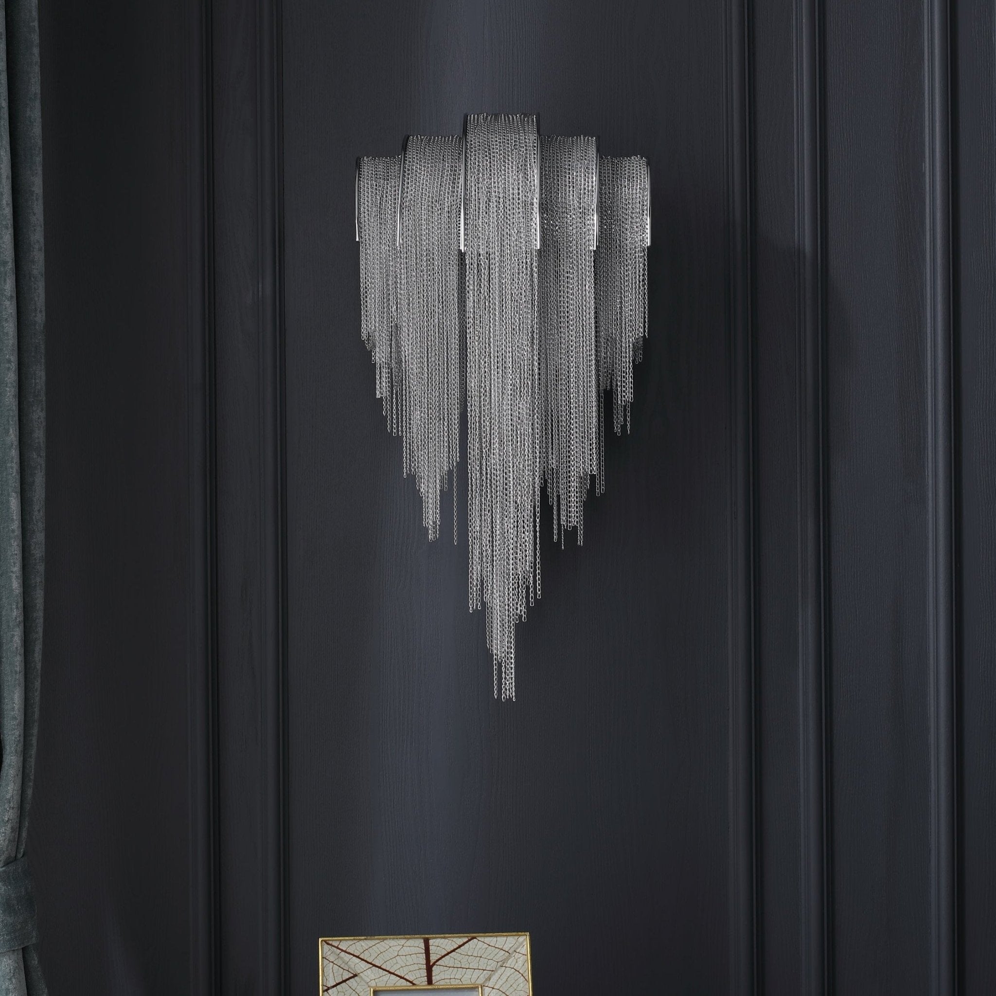 Chains Postmodern Luxury Tassel Wall Lamp-Neutral Decor