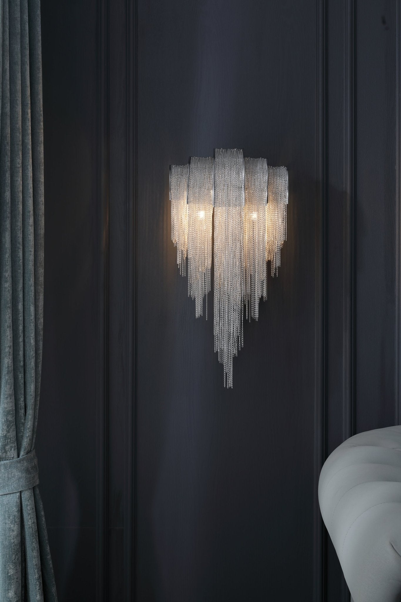 Chains Postmodern Luxury Tassel Wall Lamp-Neutral Decor