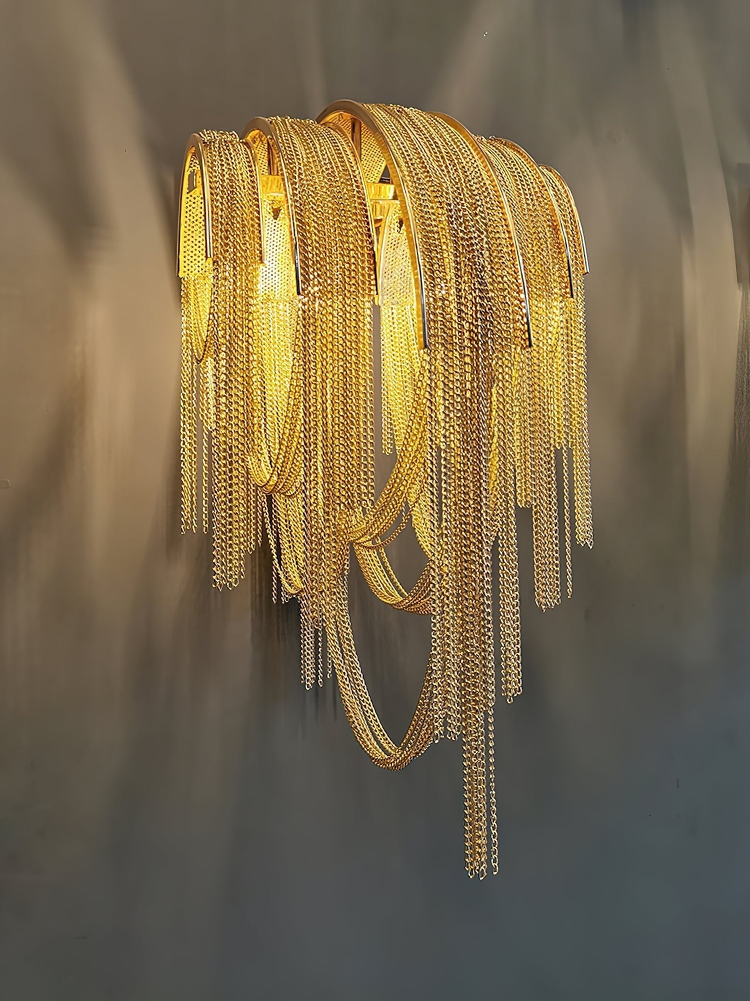 Chains Postmodern Luxury Tassel Wall Lamp-Neutral Decor