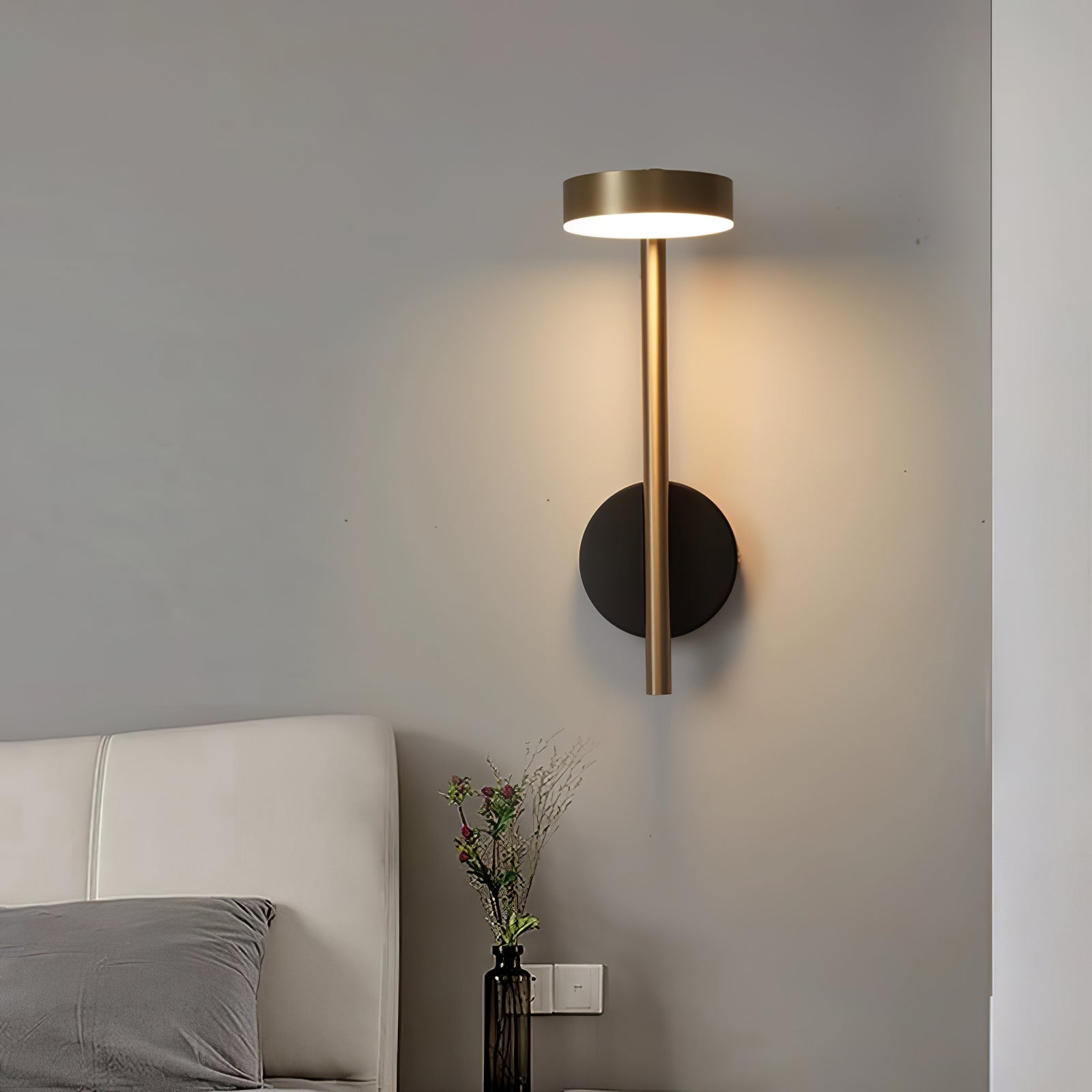 Umirarae Modern Minimalist Wall Lamp-Neutral Decor