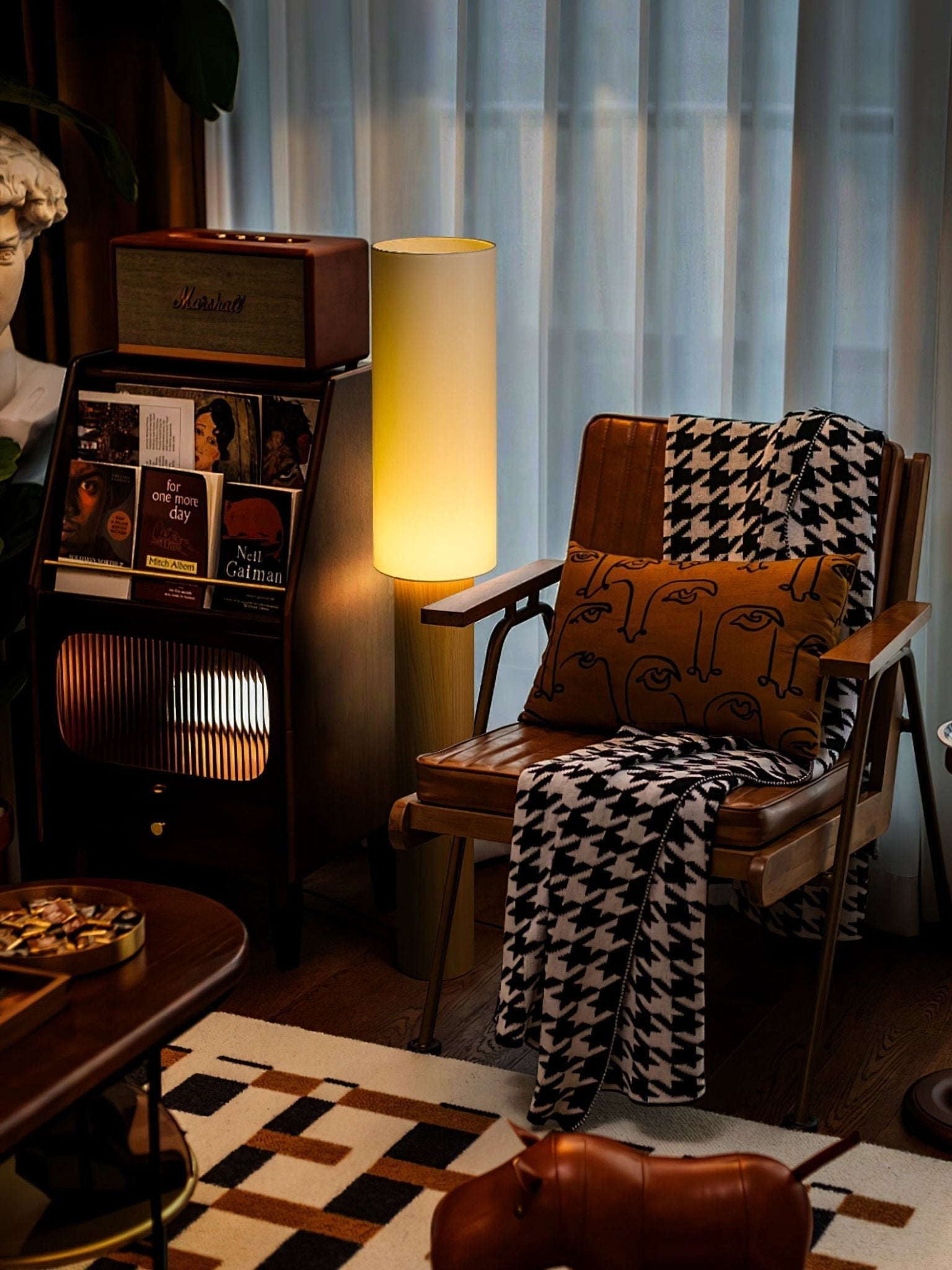 Uvynir Cylindrical Wood Floor Lamp-Neutral Decor