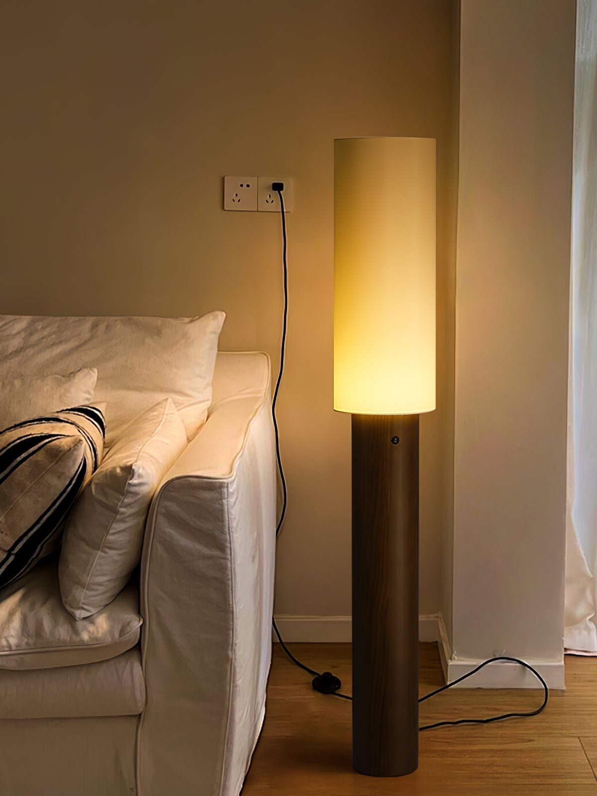 Uvynir Cylindrical Wood Floor Lamp-Neutral Decor
