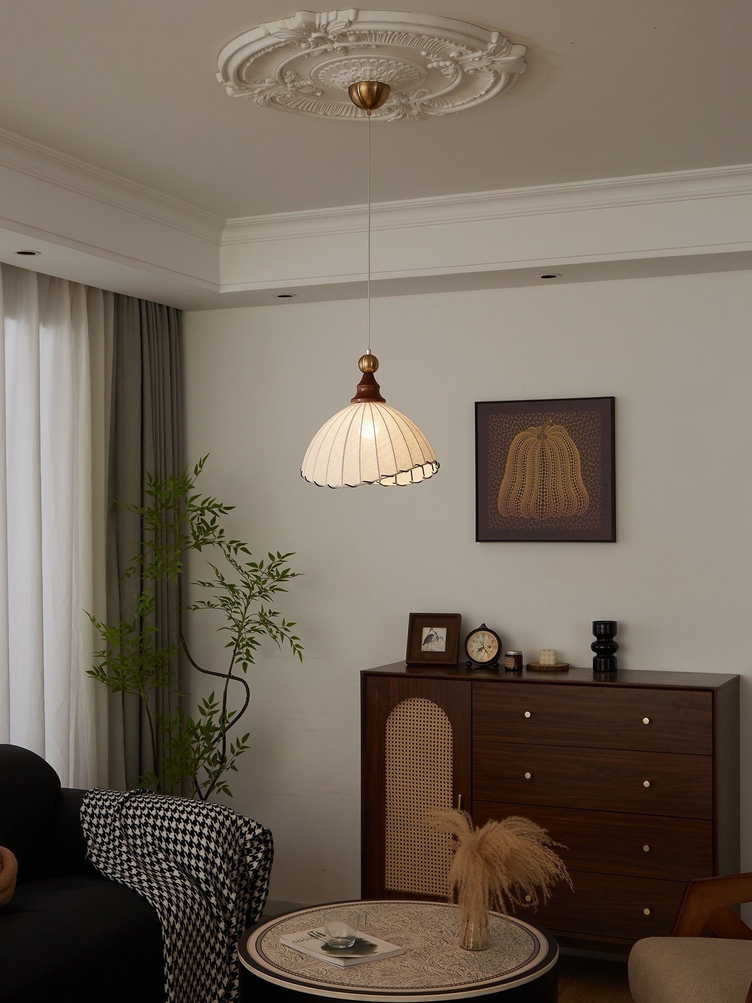 Earian Wood Fabric Elegant Pendant Light-Neutral Decor