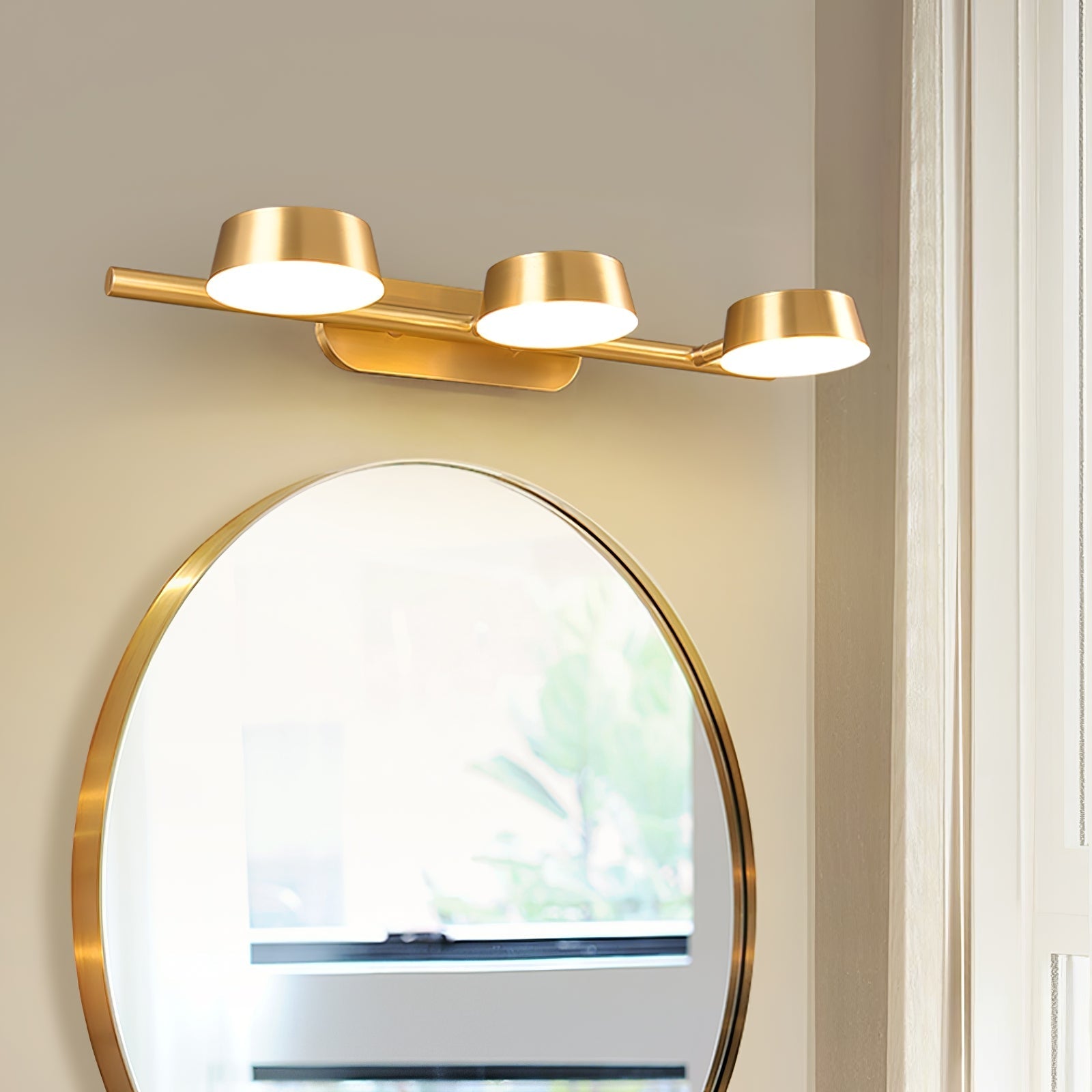 Xara Premium Elegance Vanity Brass Wall Light-Neutral Decor
