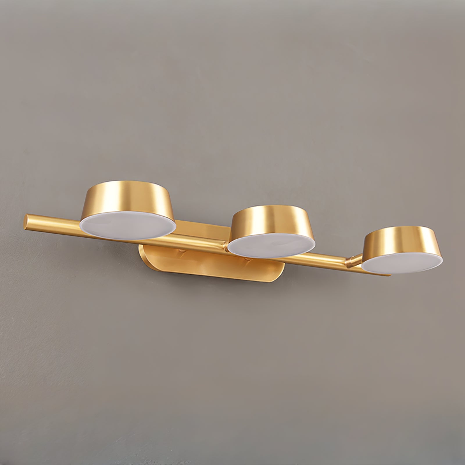 Xara Premium Elegance Vanity Brass Wall Light-Neutral Decor