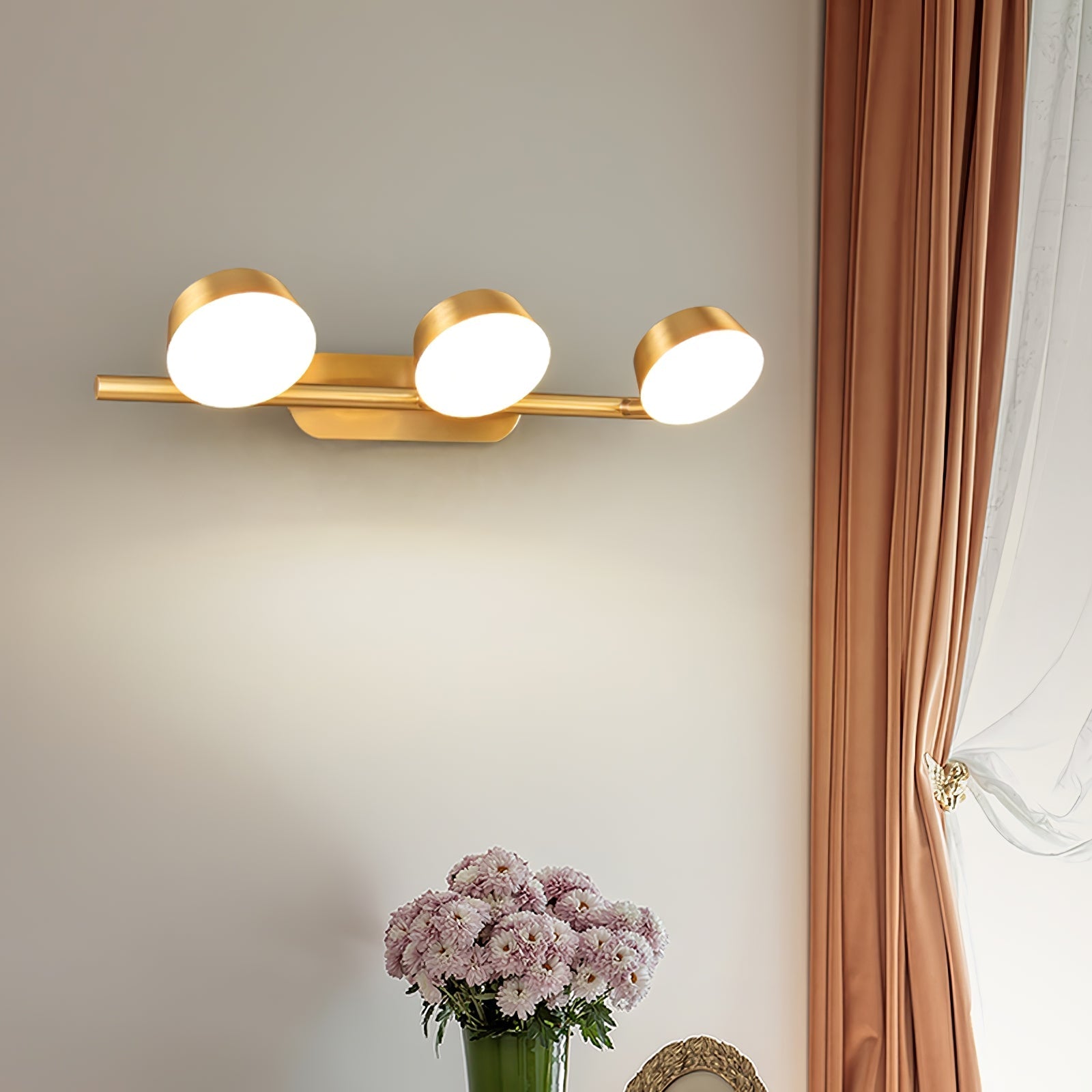 Xara Premium Elegance Vanity Brass Wall Light-Neutral Decor