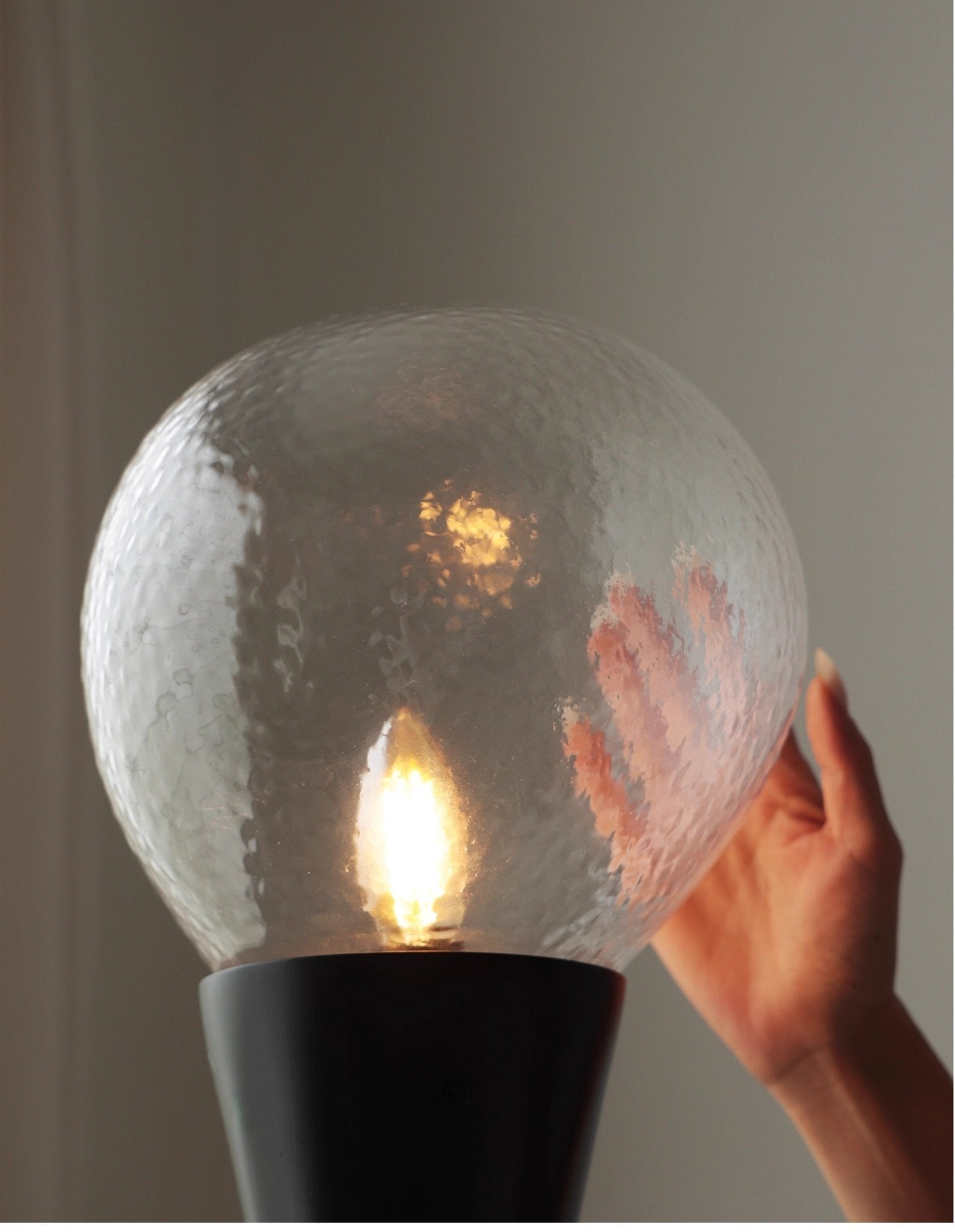 Lurk Sculptural Floor Lamp-Neutral Decor
