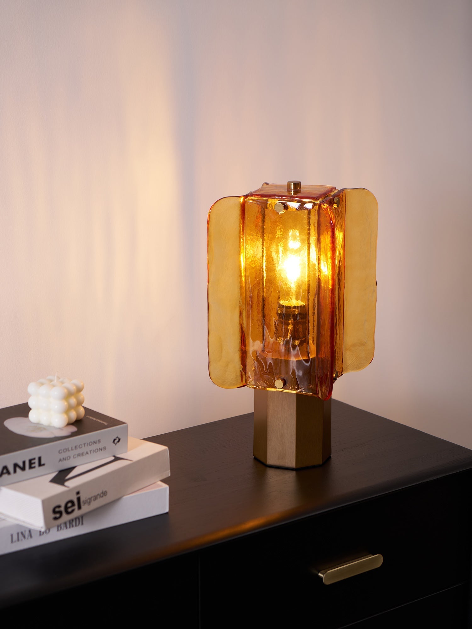 Yentix Glass Table Lamp-Neutral Decor