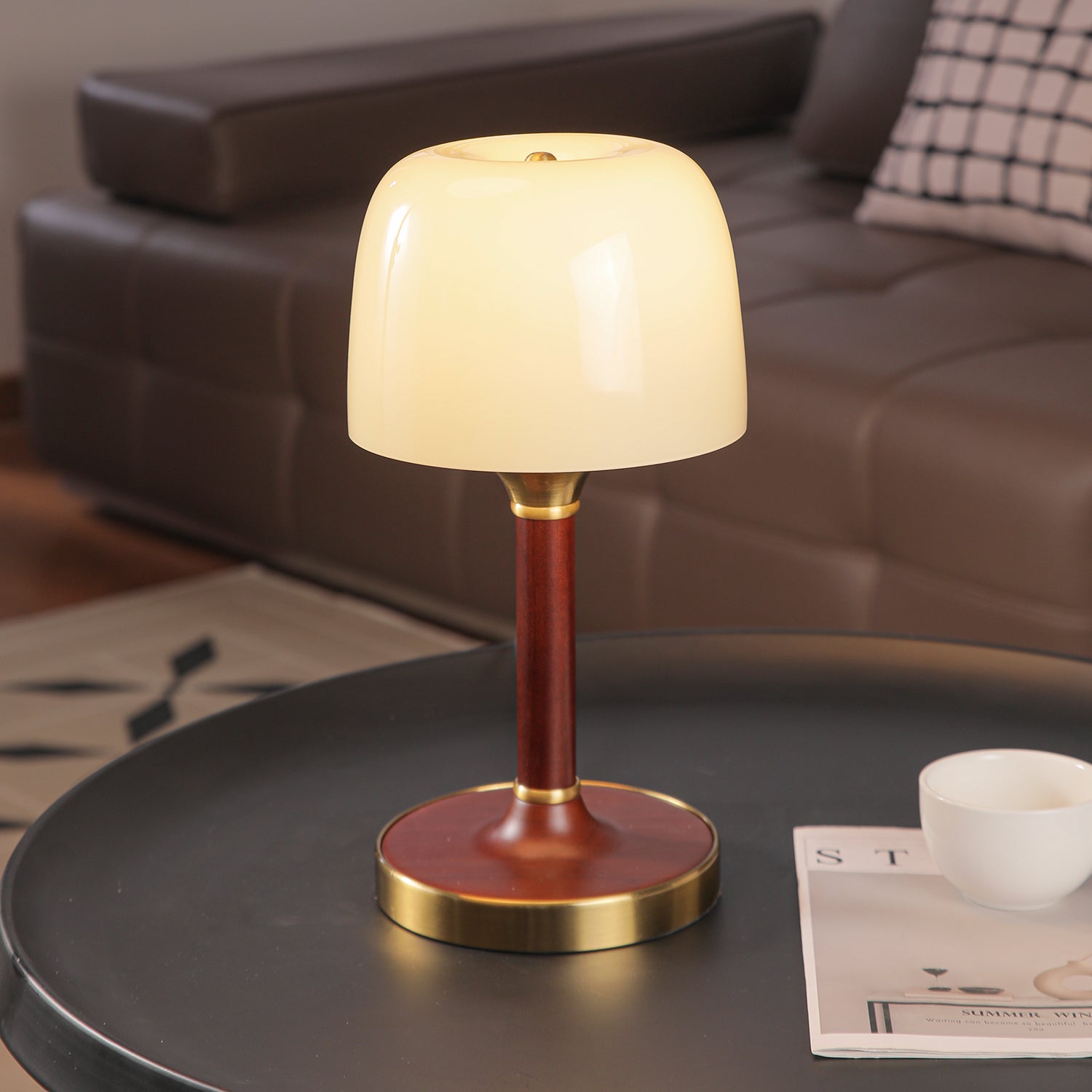 Cerlin Wood Retro Table Lamp-Neutral Decor