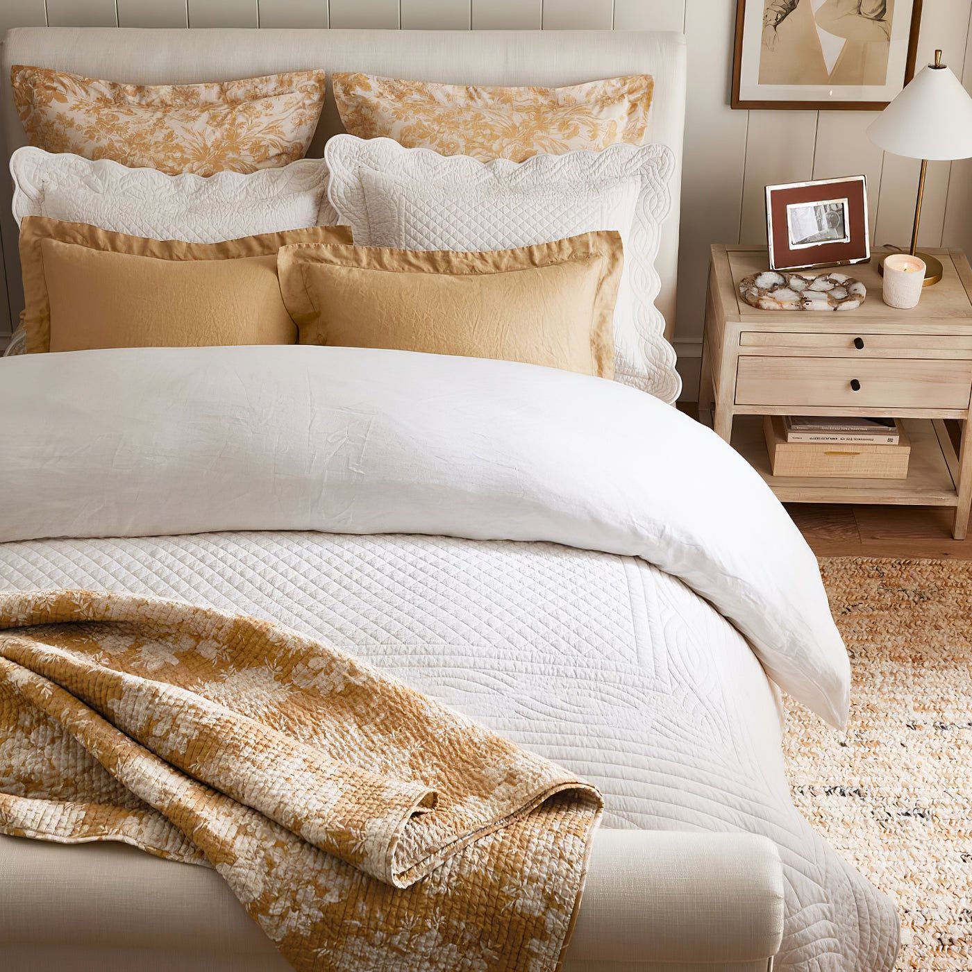 Liora Elegant Cone Table Lamp-Neutral Decor