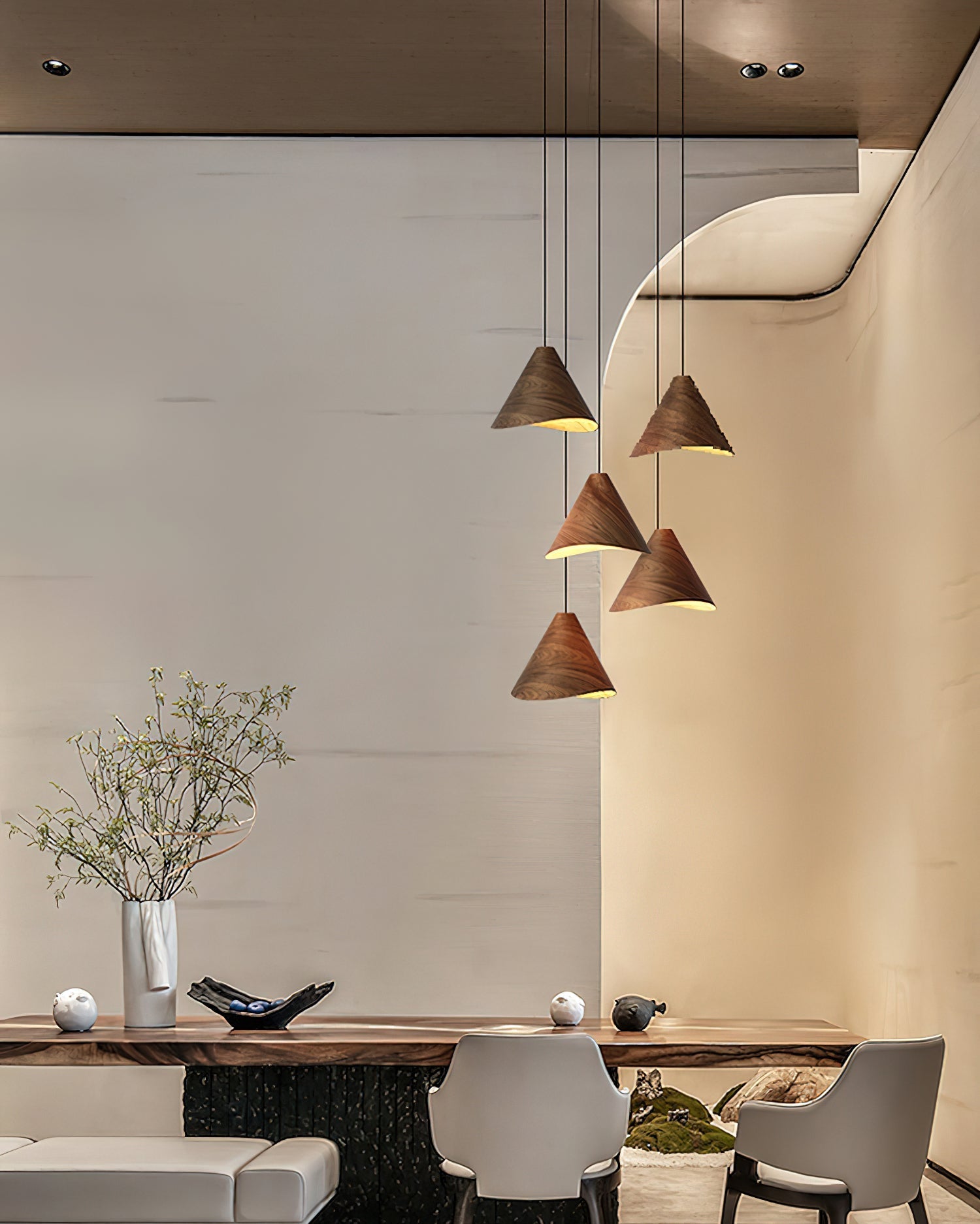 Thalior Pendant Light
